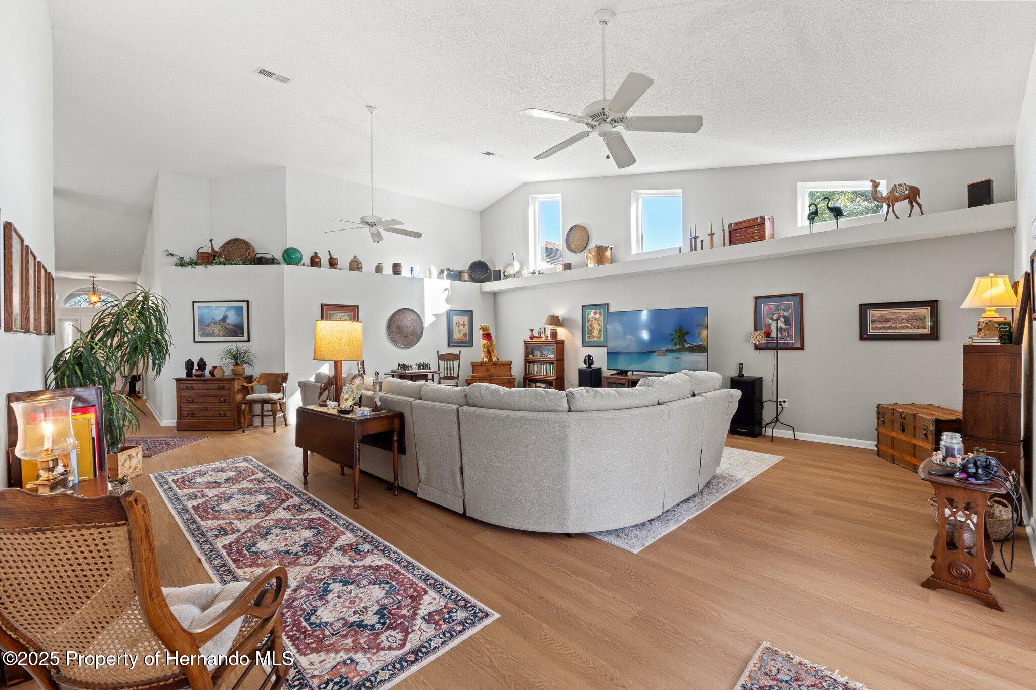 9339 Creole Court, Weeki Wachee, Florida image 15