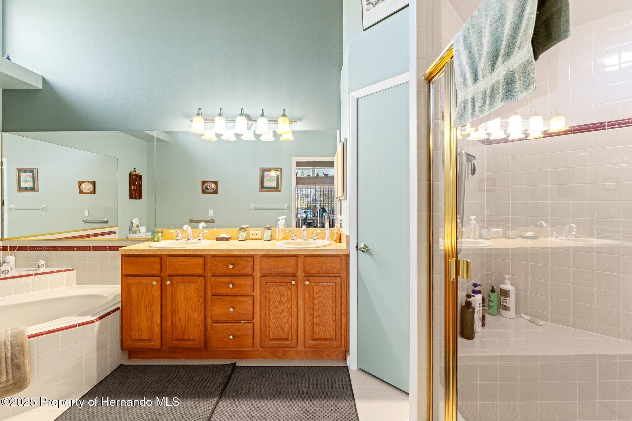 9339 Creole Court, Weeki Wachee, Florida image 31
