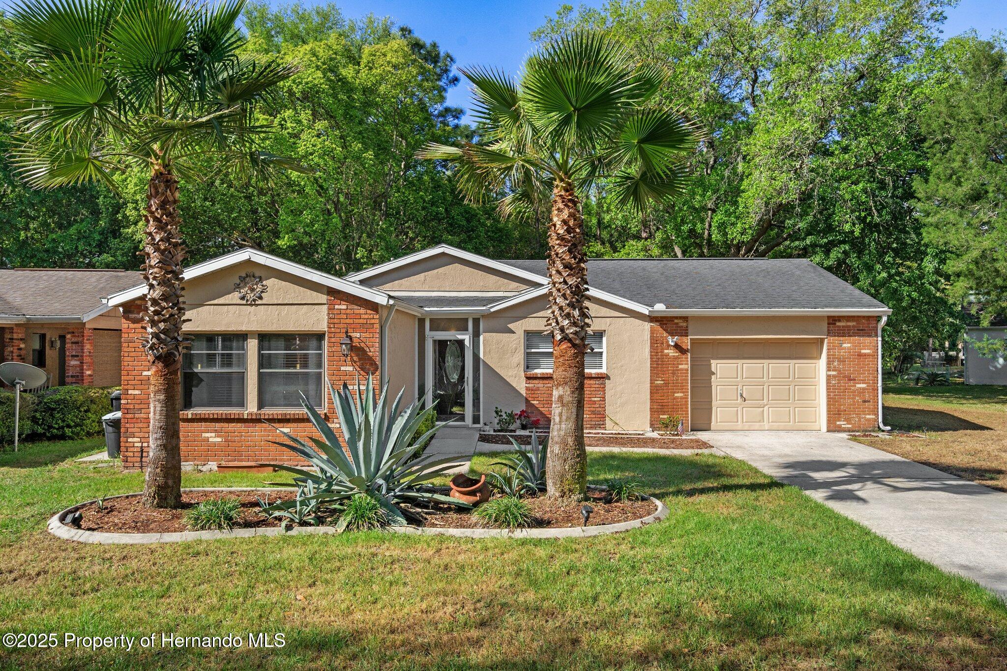 28 Golfview Drive, Homosassa, Florida image 2