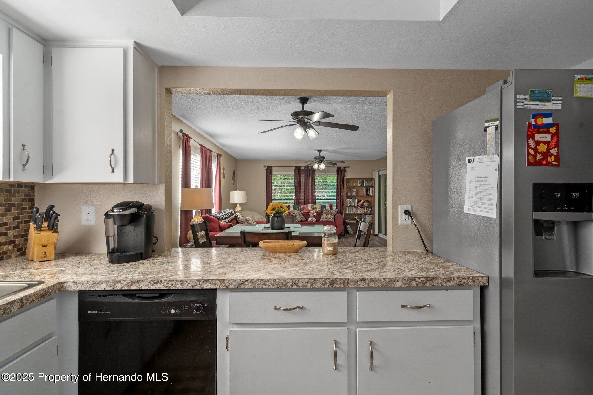 28 Golfview Drive, Homosassa, Florida image 14