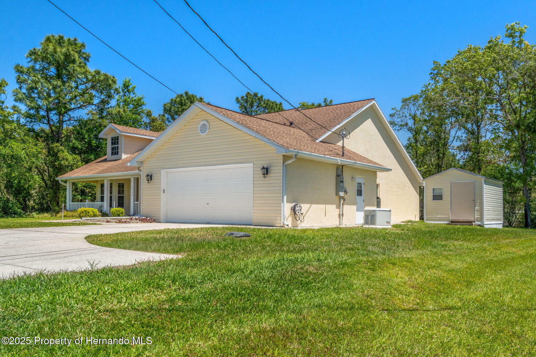 10540 Noddy Tern Road, Weeki Wachee, Florida image 3
