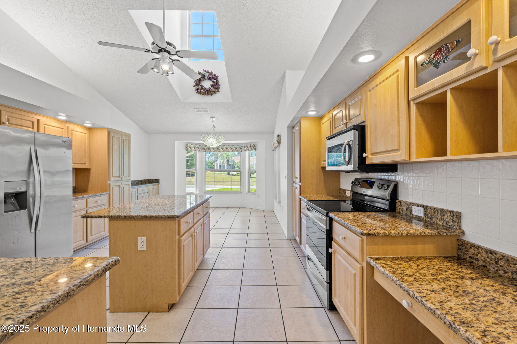 10540 Noddy Tern Road, Weeki Wachee, Florida image 11
