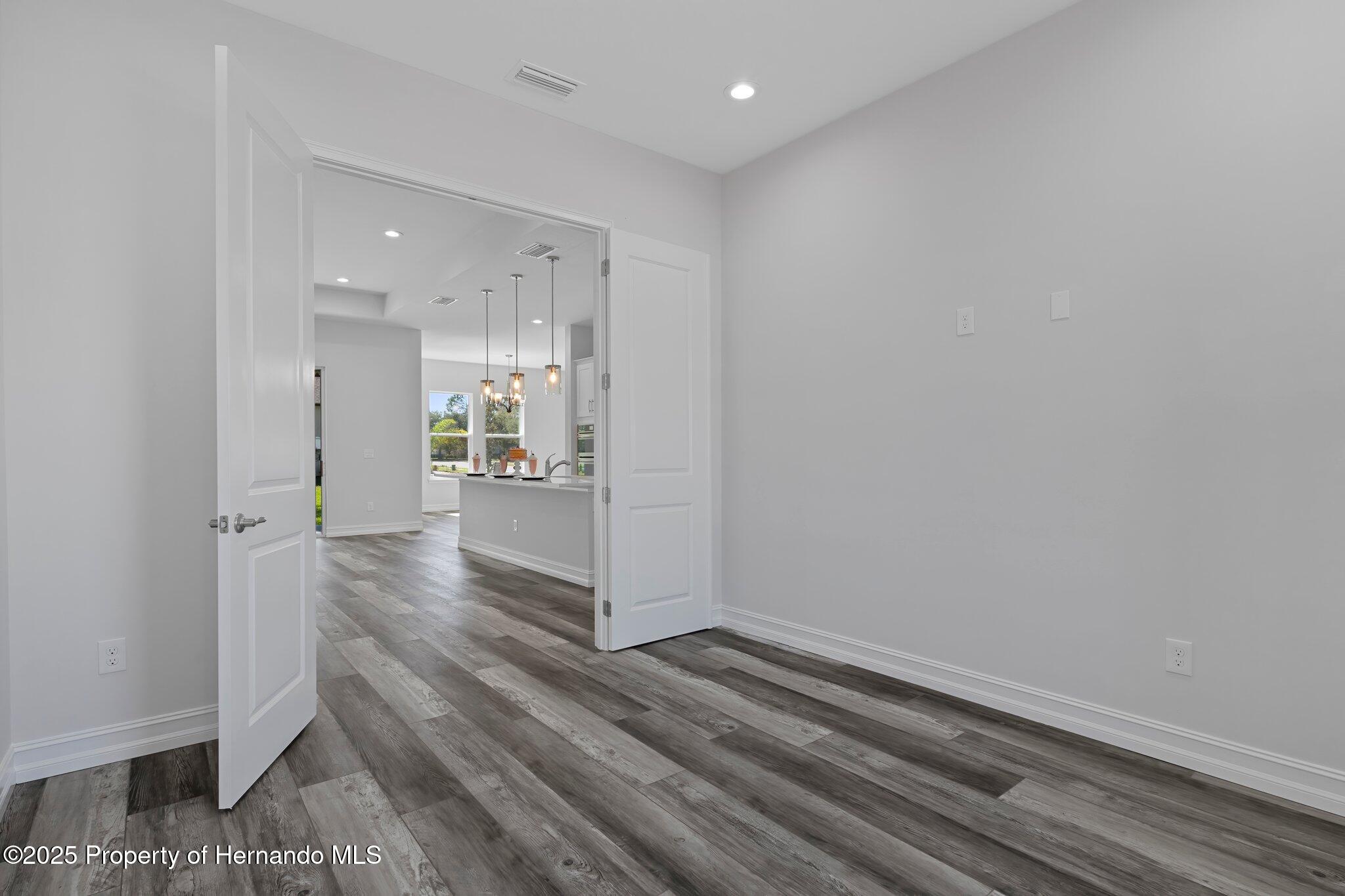 19364 Sheltered Hill Drive, Brooksville, Florida image 23