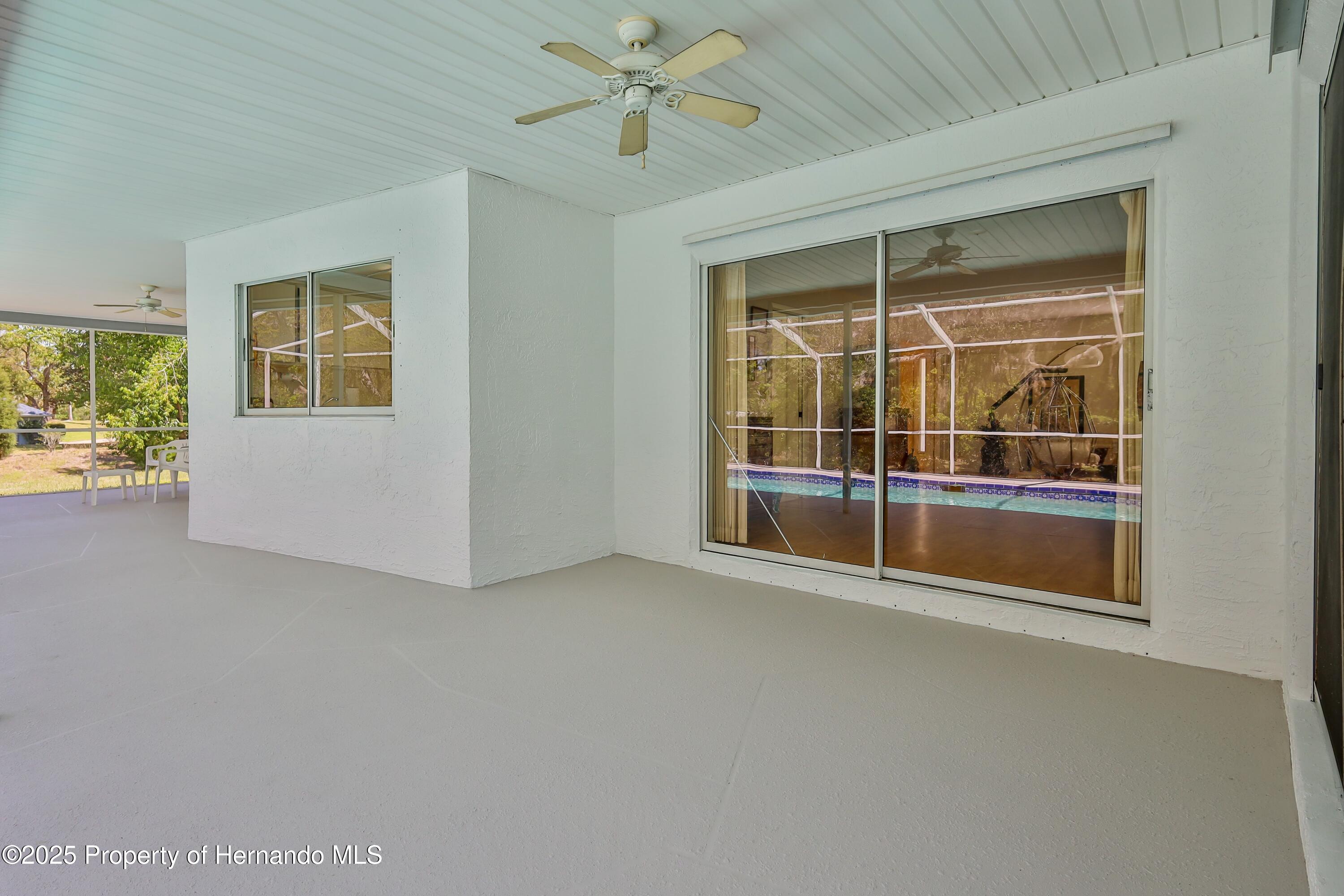 2463 Running Oak Court, Spring Hill, Florida image 9
