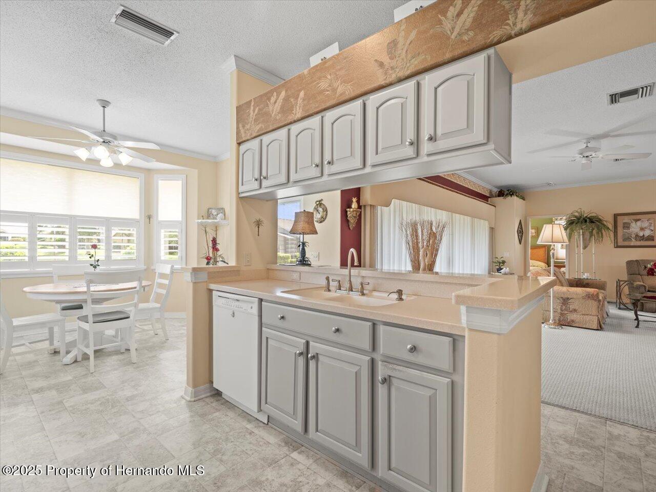 18514 Hidden Pines Way, Hudson, Florida image 16