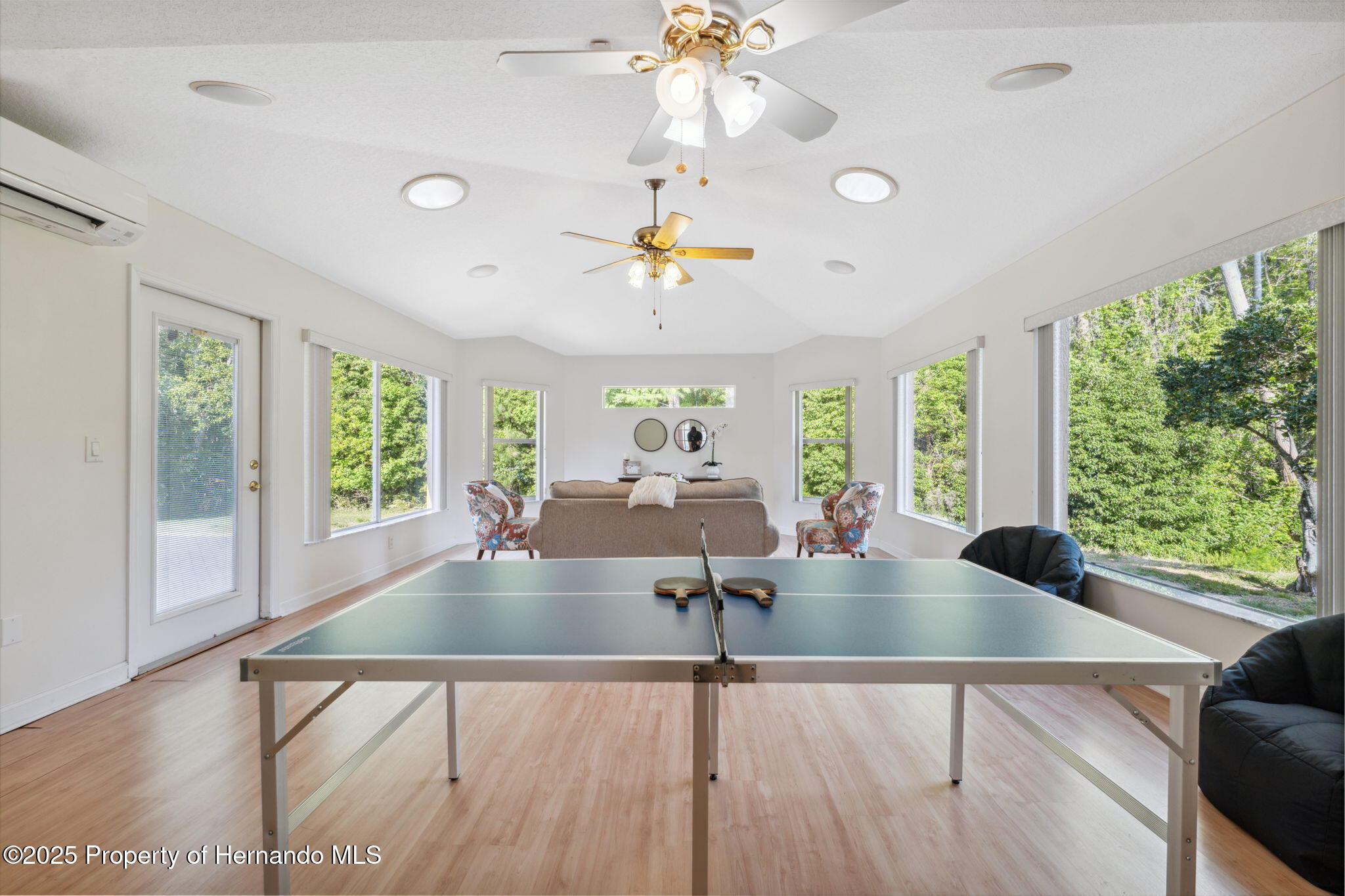 4469 Lake In The Woods Drive, Weeki Wachee, Florida image 13
