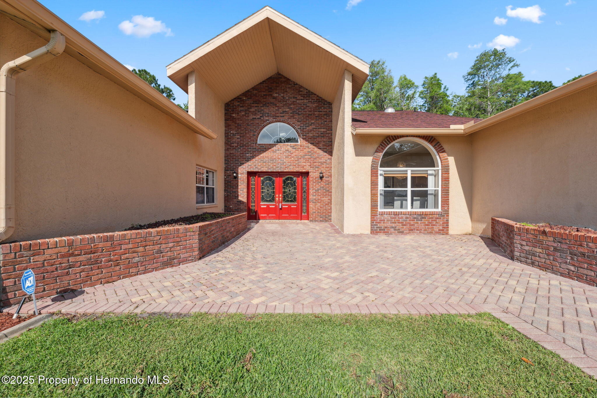 4469 Lake In The Woods Drive, Weeki Wachee, Florida image 6