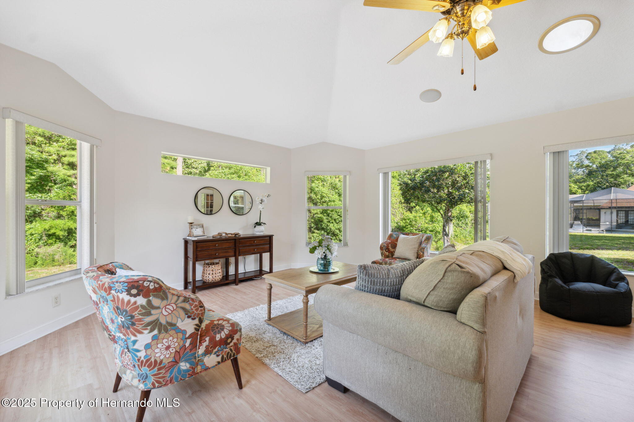 4469 Lake In The Woods Drive, Weeki Wachee, Florida image 14