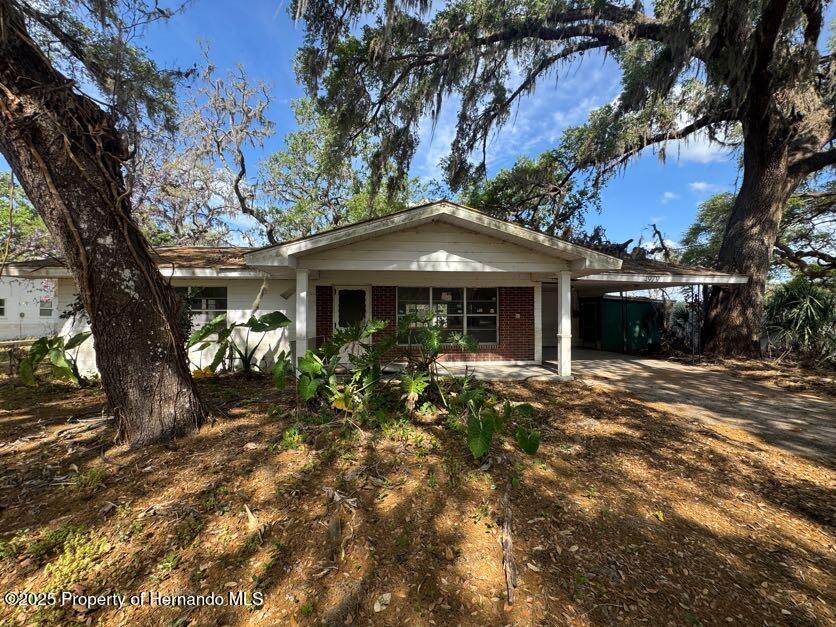 4979 Lakewood Drive, Ridge Manor, Florida image 2
