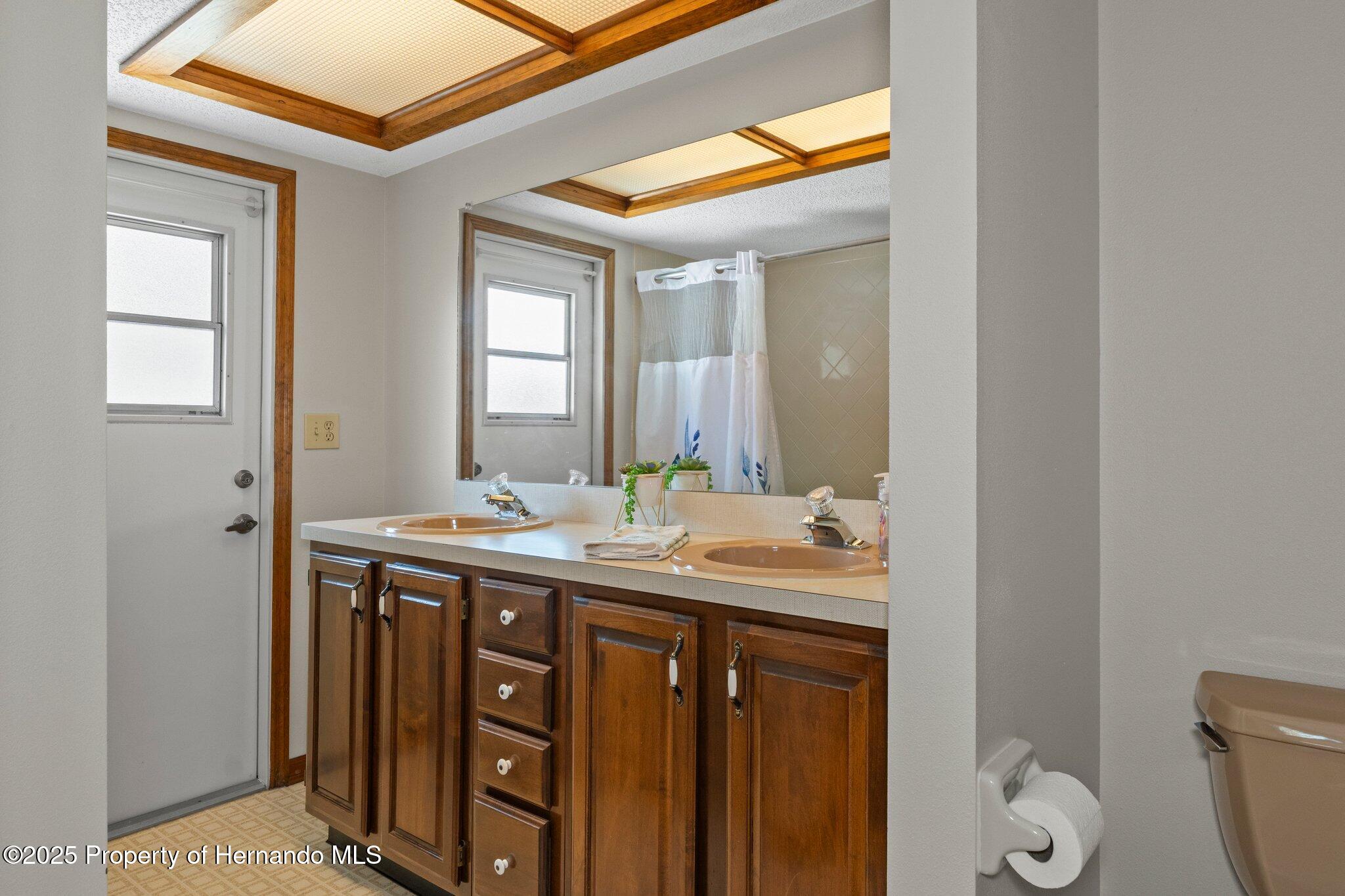 8402 Lake Hill Court, Spring Hill, Florida image 37