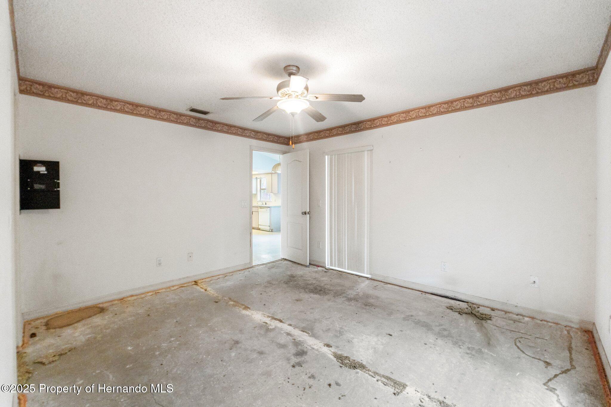 2418 Deltona Boulevard, Spring Hill, Florida image 15