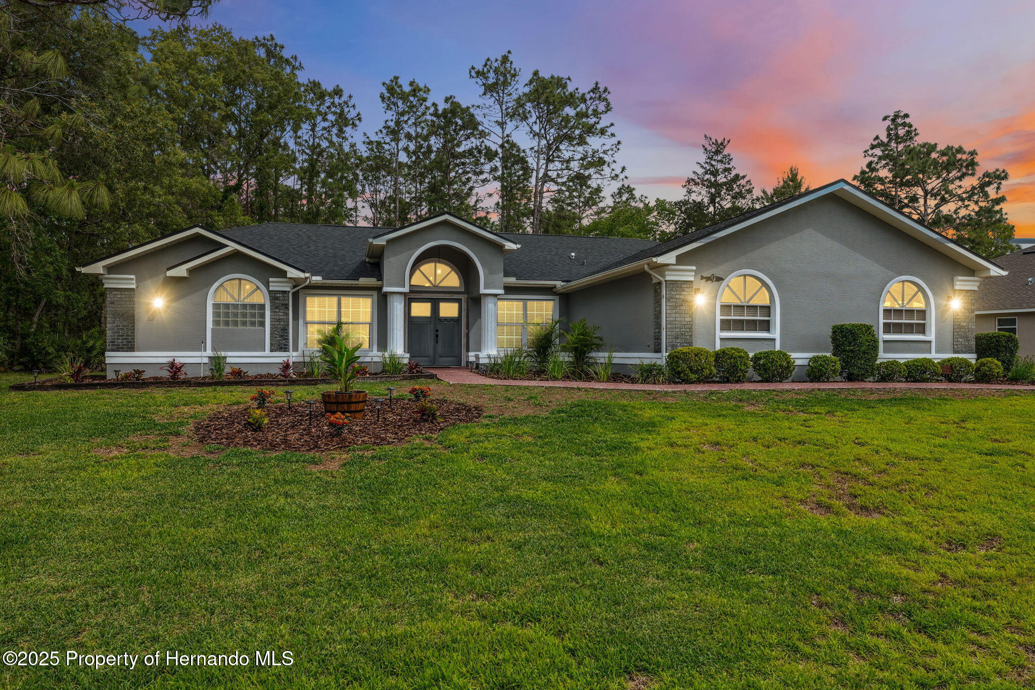 9 Plumbago Court, Homosassa, Florida image 2