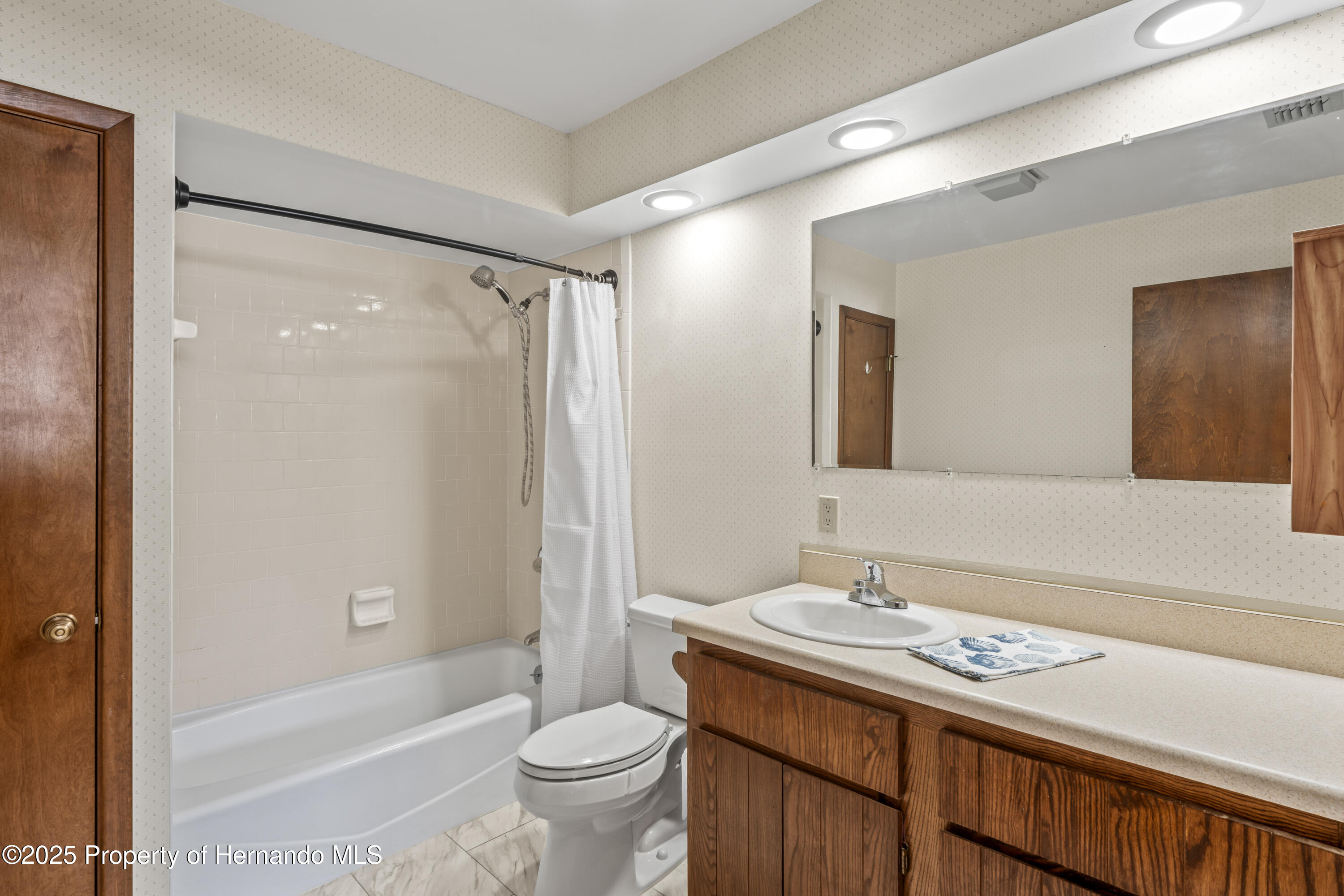 7169 Spruce Drive, Spring Hill, Florida image 28