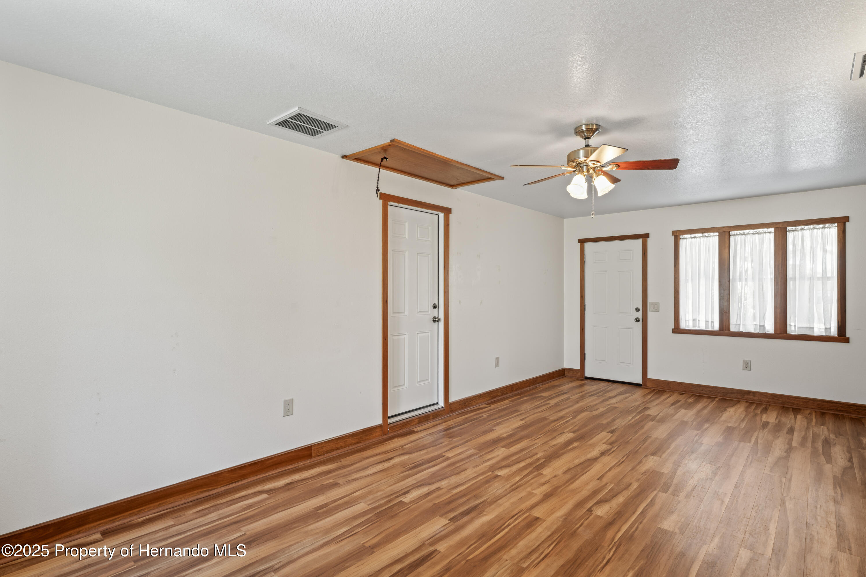 7169 Spruce Drive, Spring Hill, Florida image 21