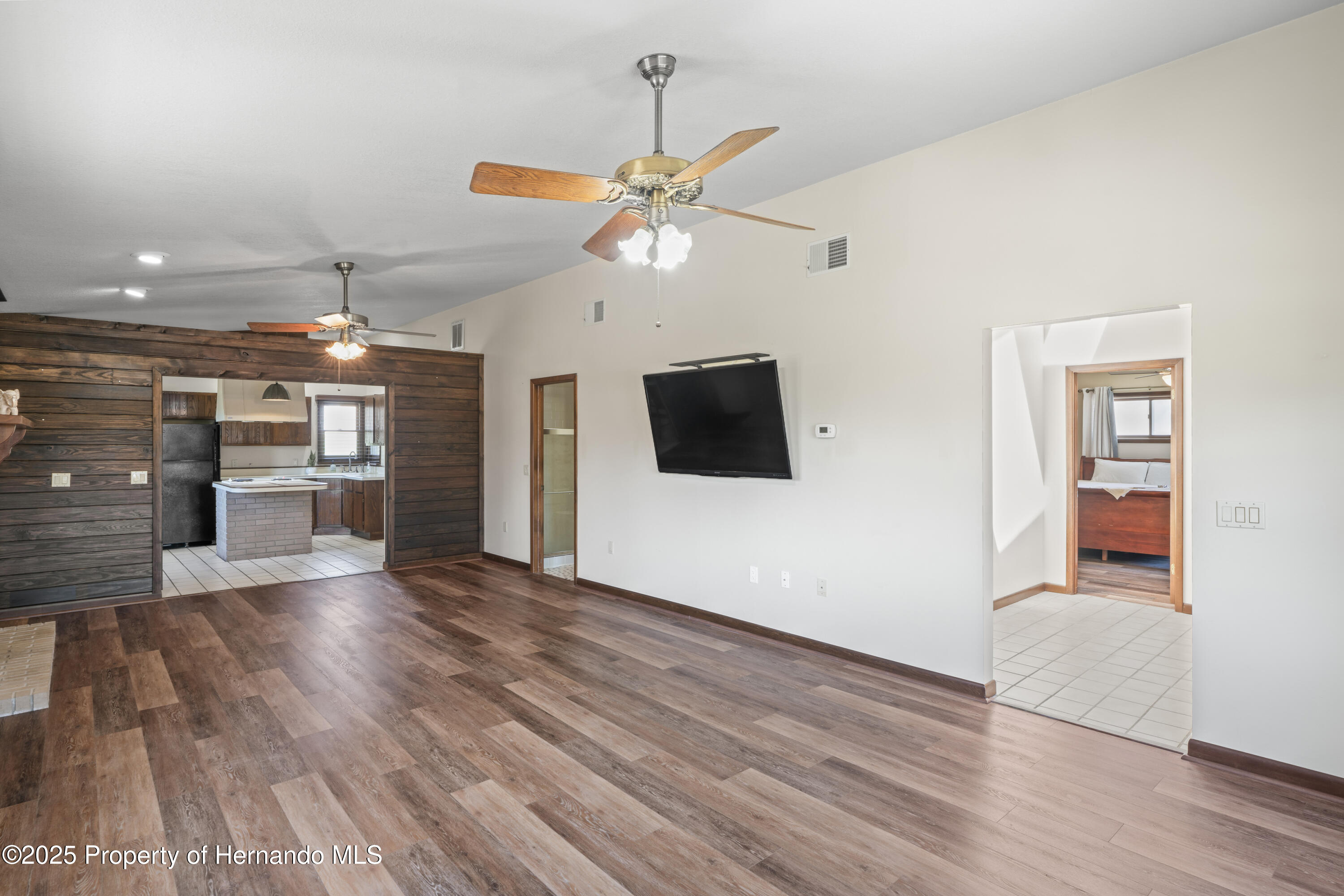 7169 Spruce Drive, Spring Hill, Florida image 10