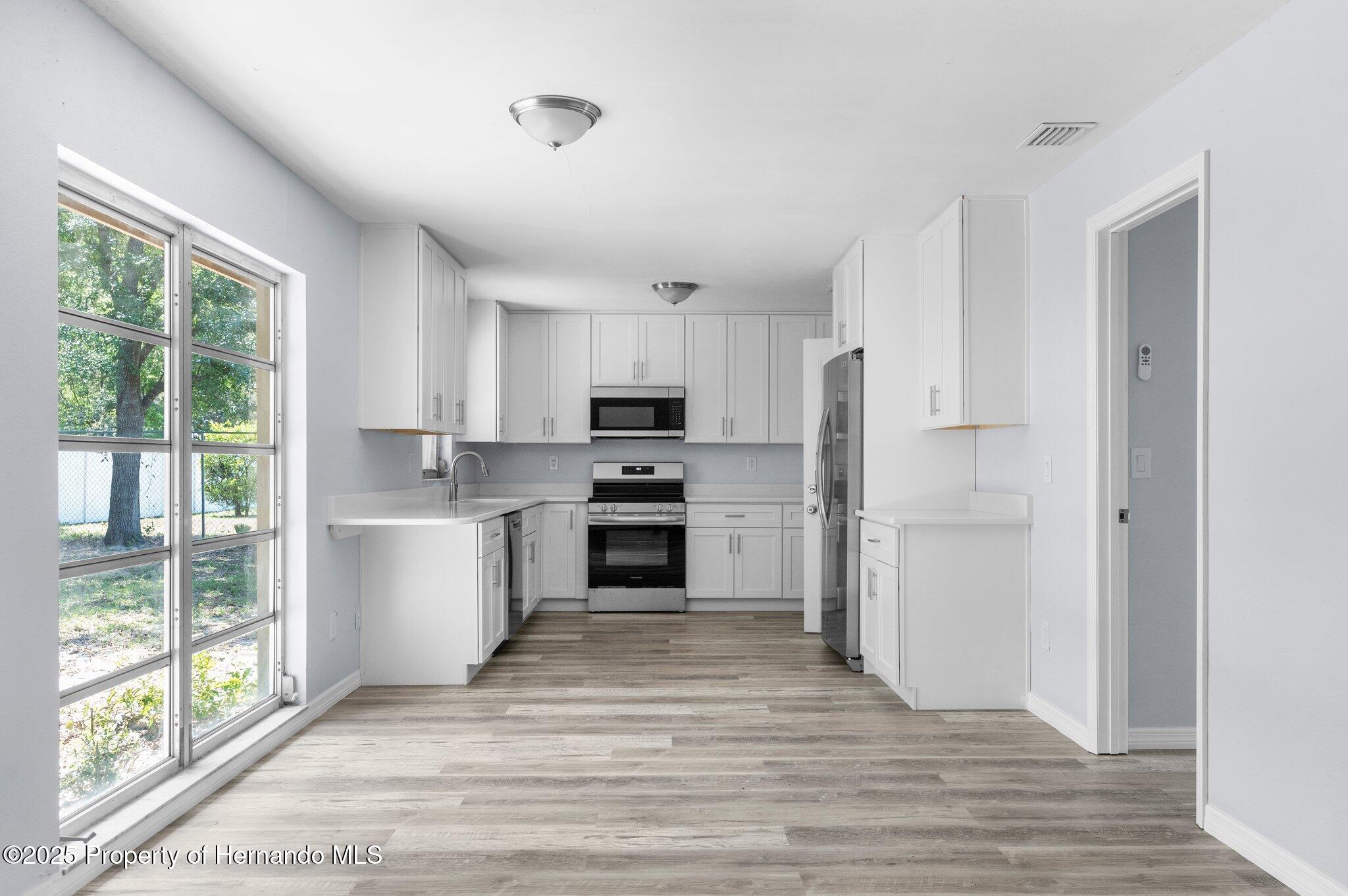 3430 Lambert Avenue, Spring Hill, Florida image 6