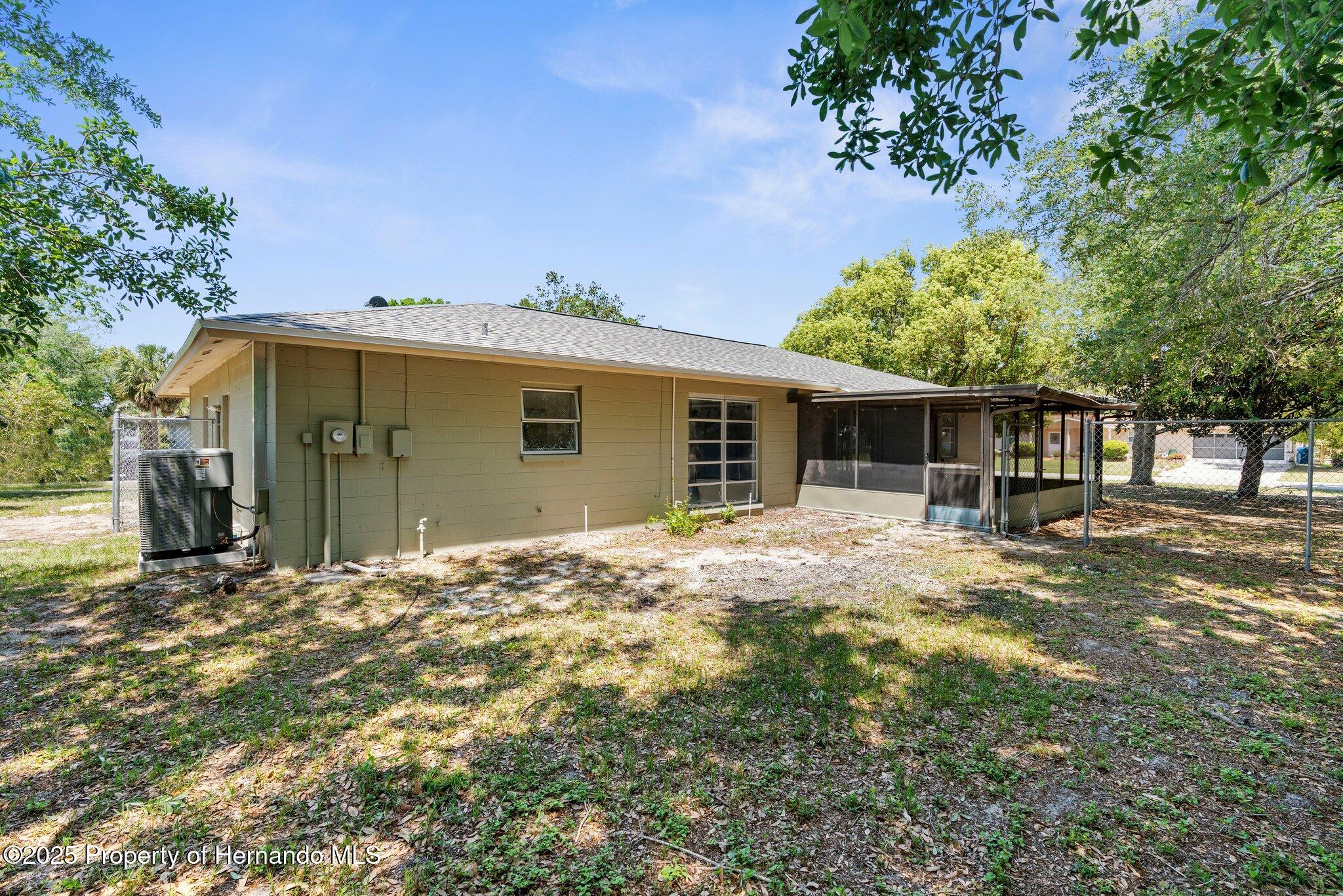 3430 Lambert Avenue, Spring Hill, Florida image 25