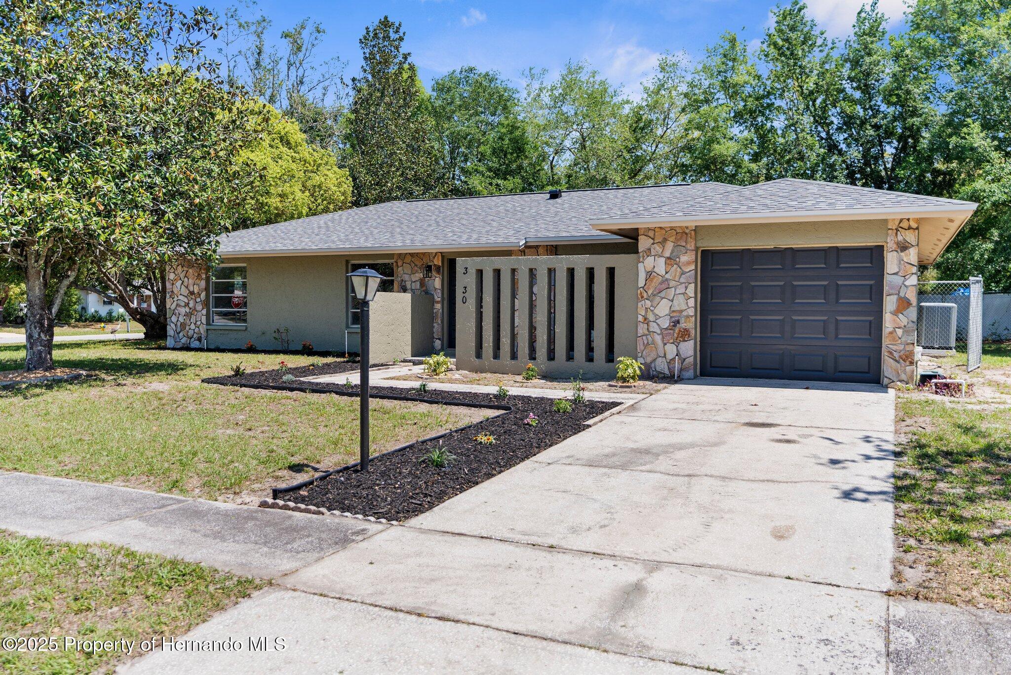 3430 Lambert Avenue, Spring Hill, Florida image 30