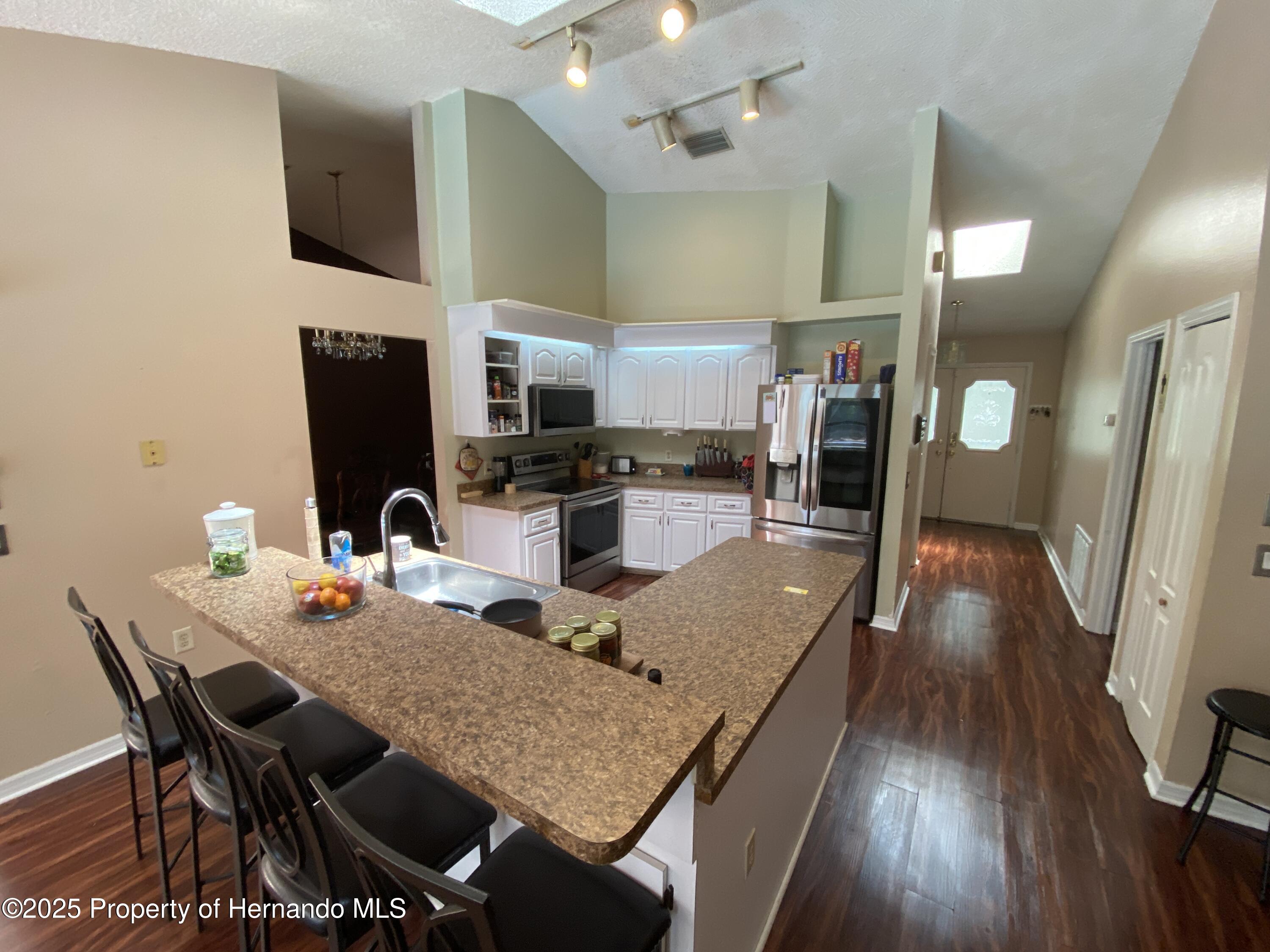 12090 Stoneville Court, Spring Hill, Florida image 10