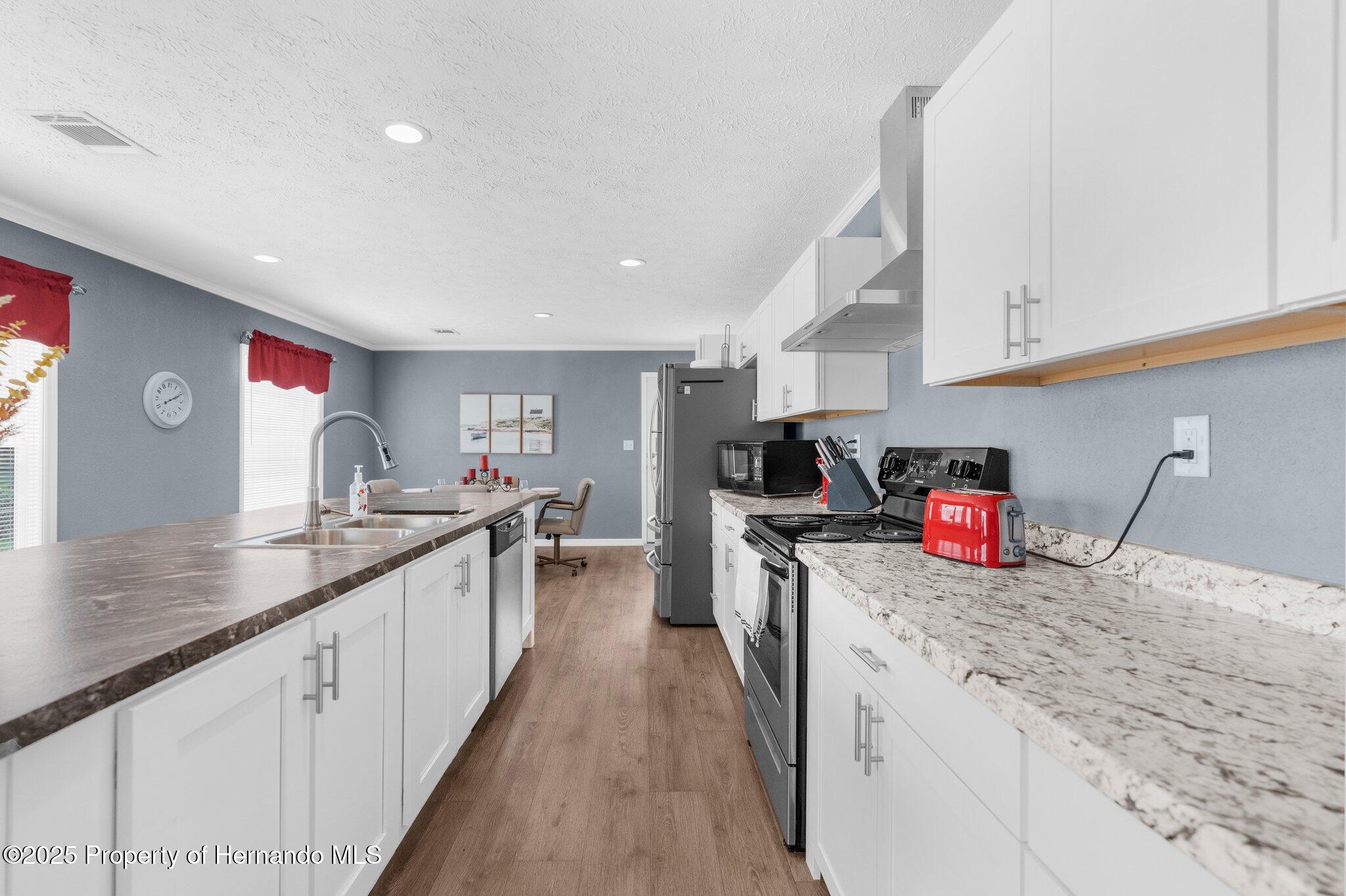 15061 Brookridge Boulevard, Brooksville, Florida image 18