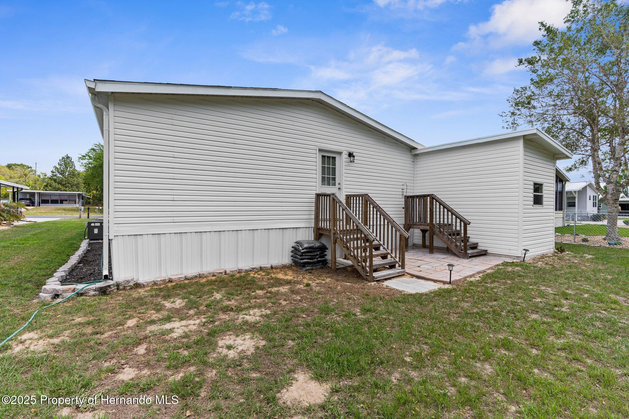 15061 Brookridge Boulevard, Brooksville, Florida image 38