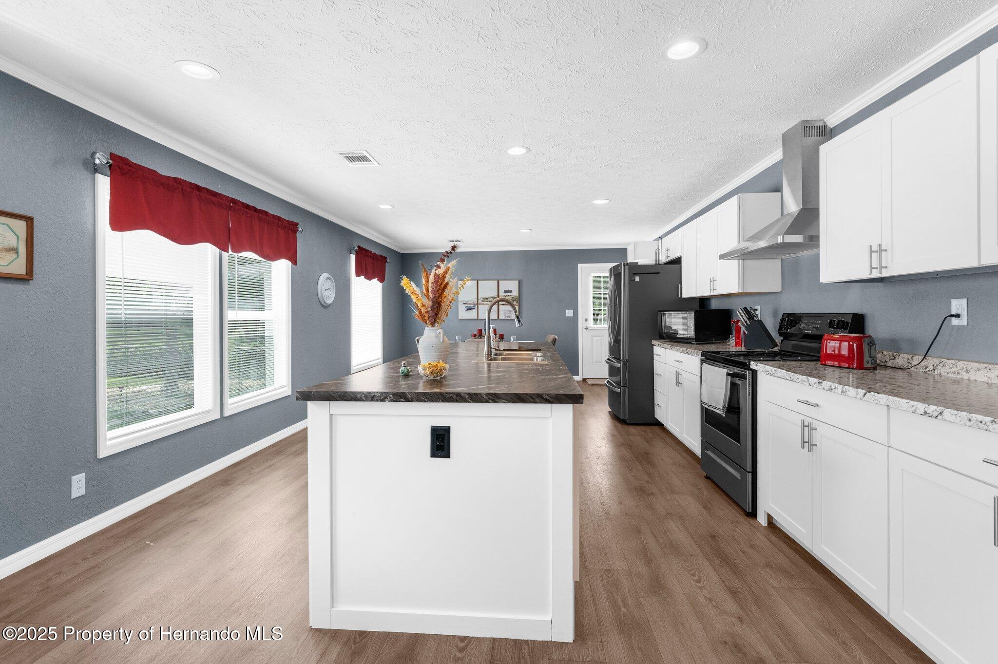 15061 Brookridge Boulevard, Brooksville, Florida image 11