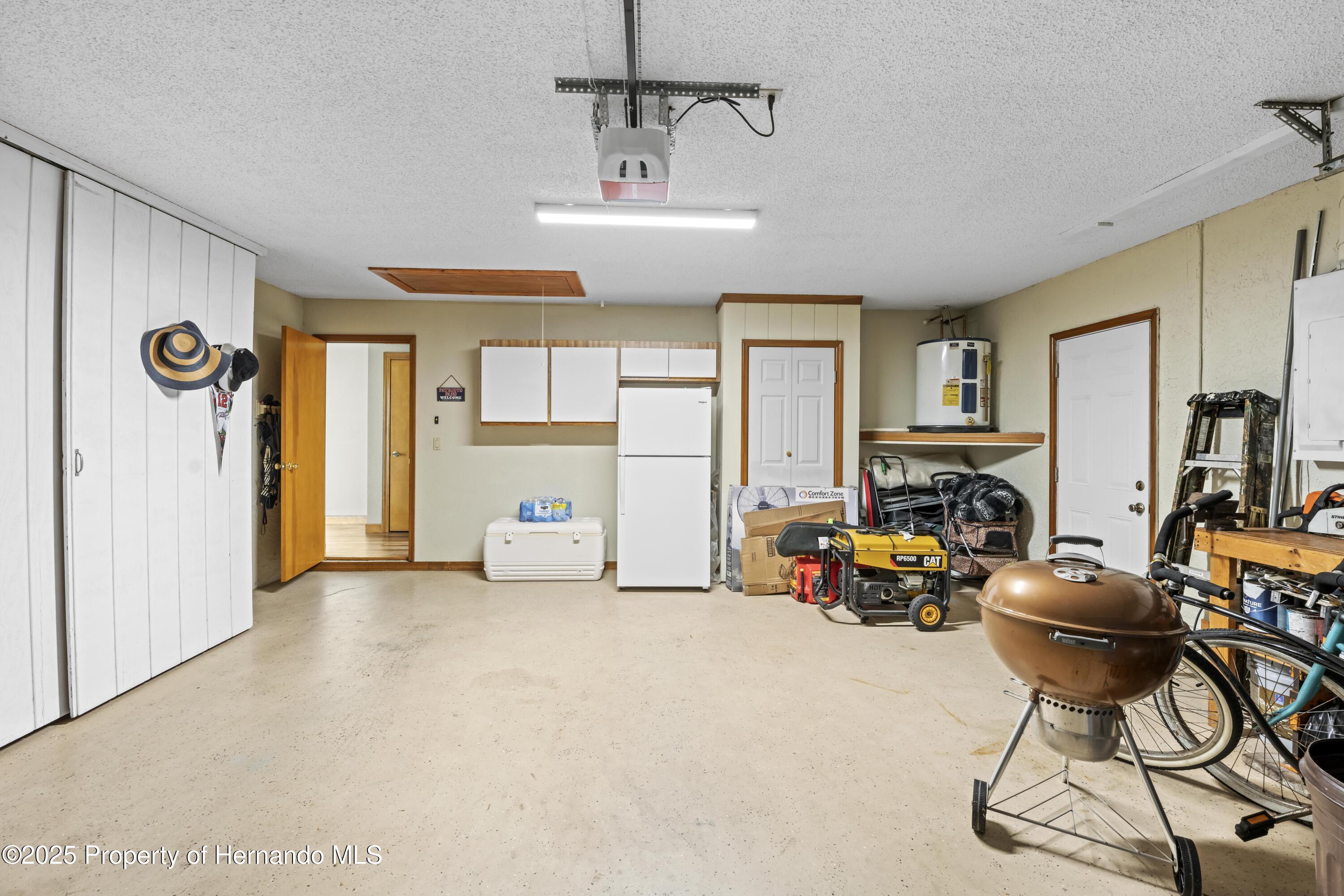 24076 Ragan Drive, Brooksville, Florida image 6