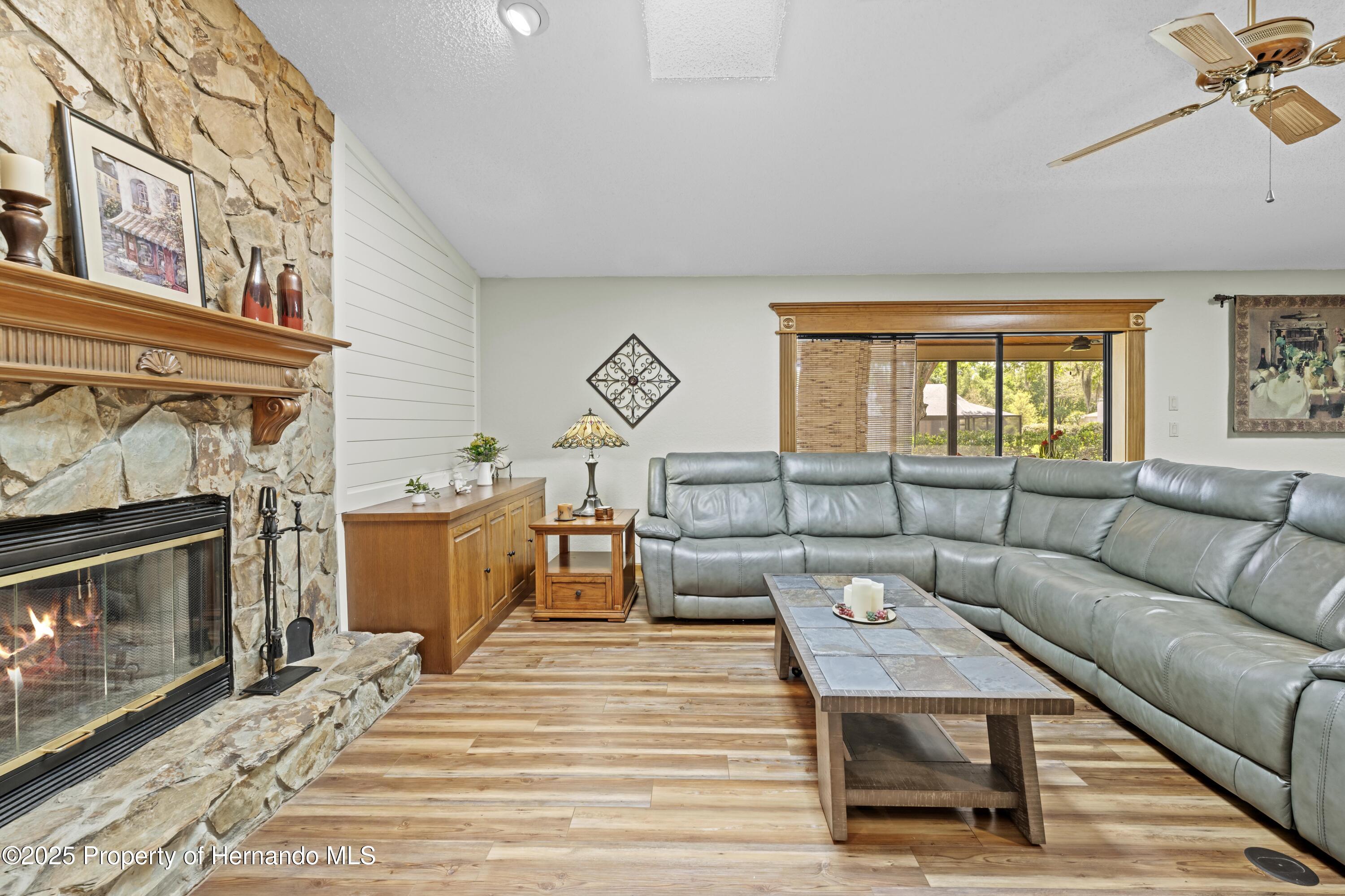 24076 Ragan Drive, Brooksville, Florida image 26