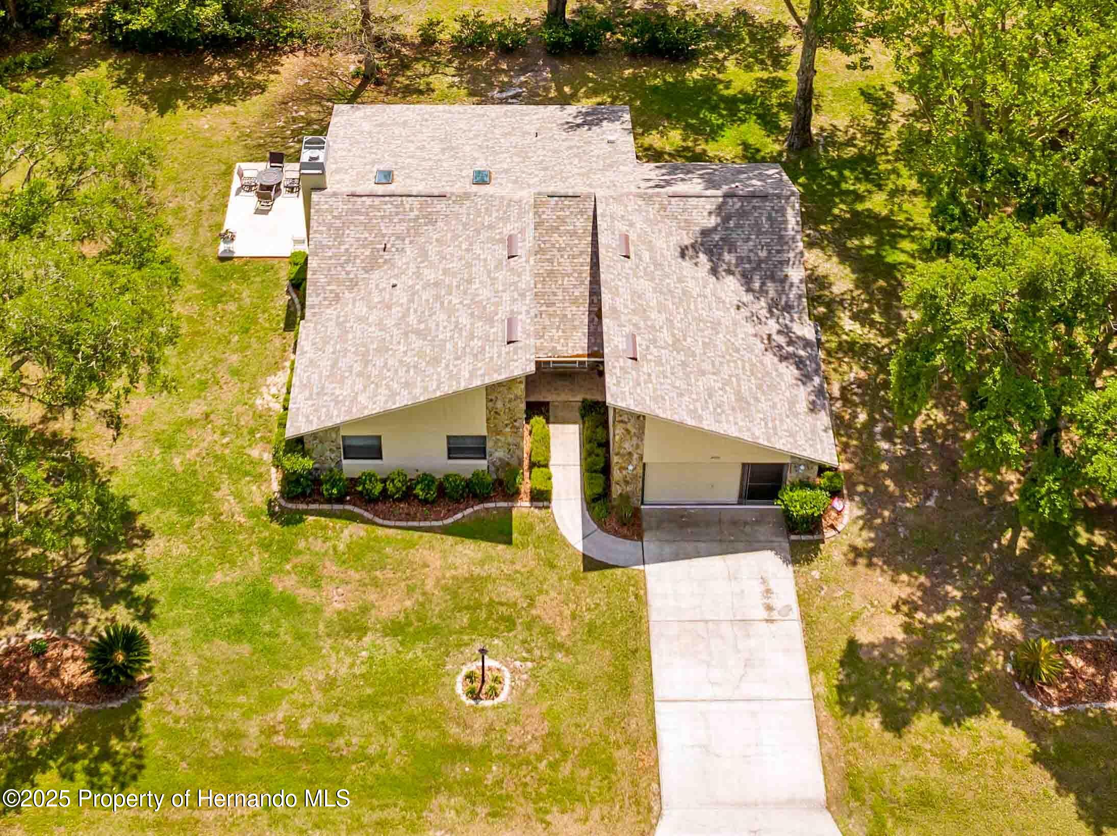 24076 Ragan Drive, Brooksville, Florida image 8