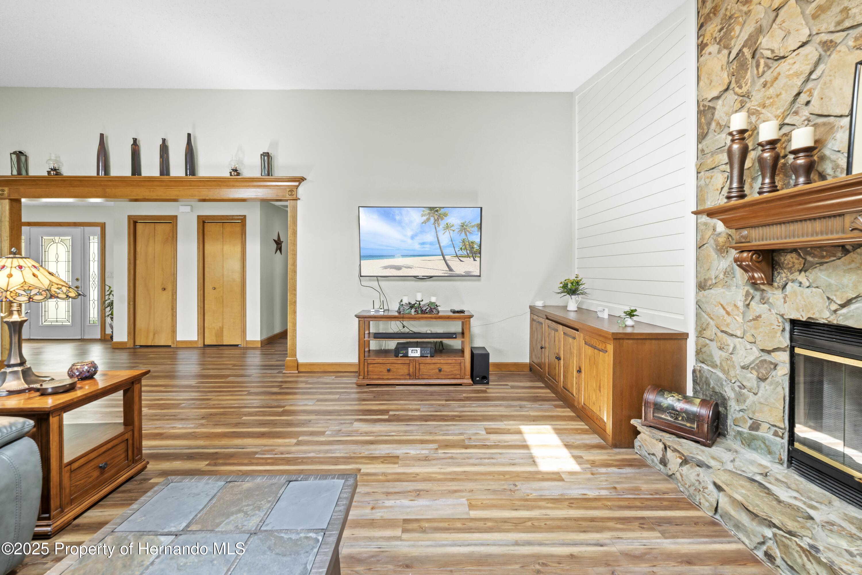 24076 Ragan Drive, Brooksville, Florida image 25
