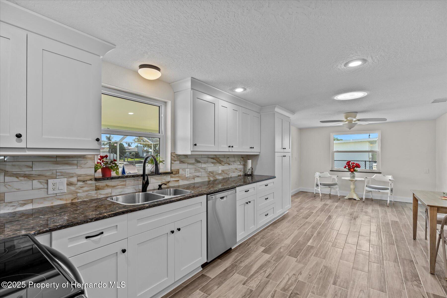 3328 Gulfview Drive, HERNANDO BEACH, Florida image 17