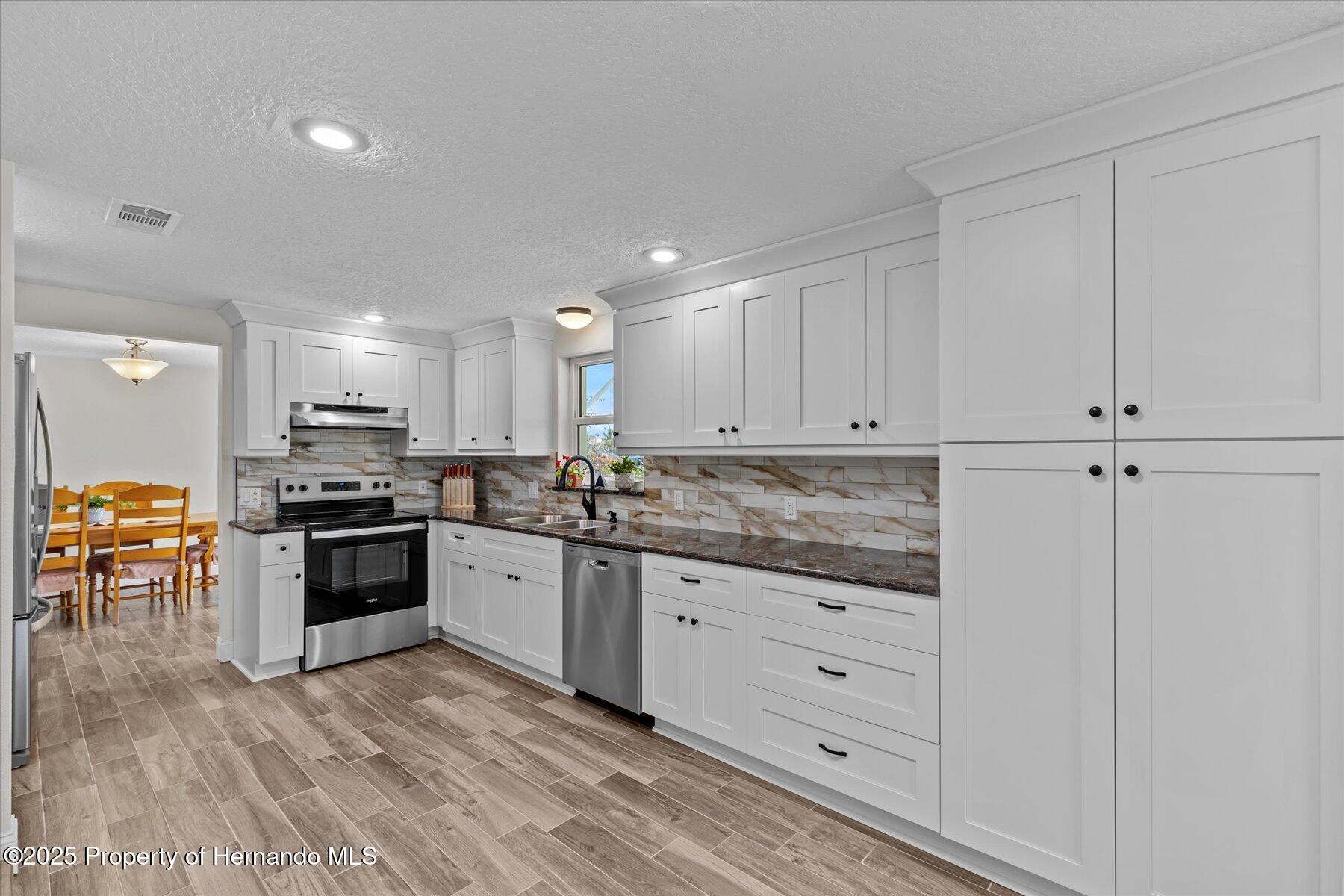 3328 Gulfview Drive, HERNANDO BEACH, Florida image 20