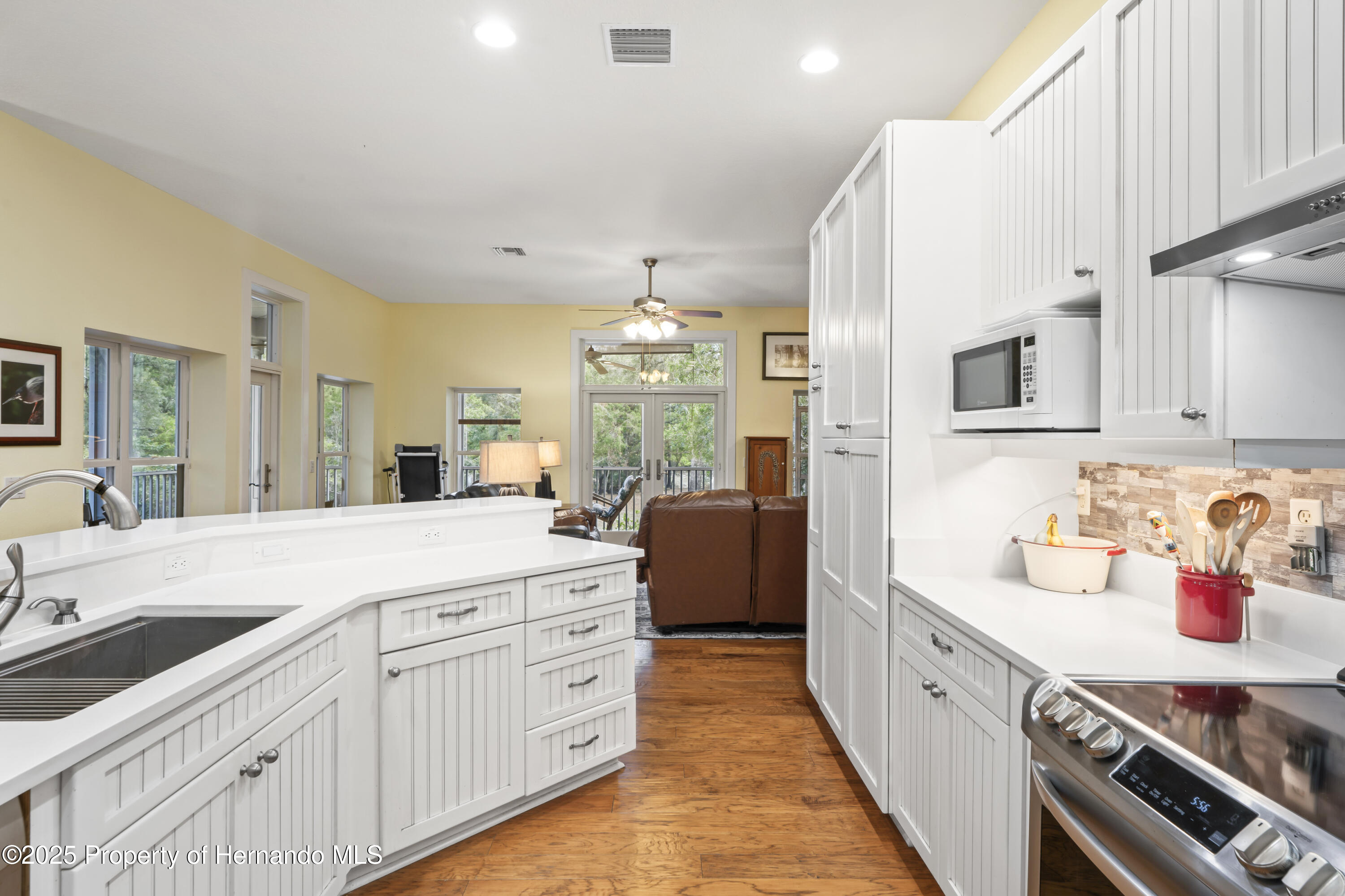 3431 Riderwood Drive, Dade City, Florida image 19