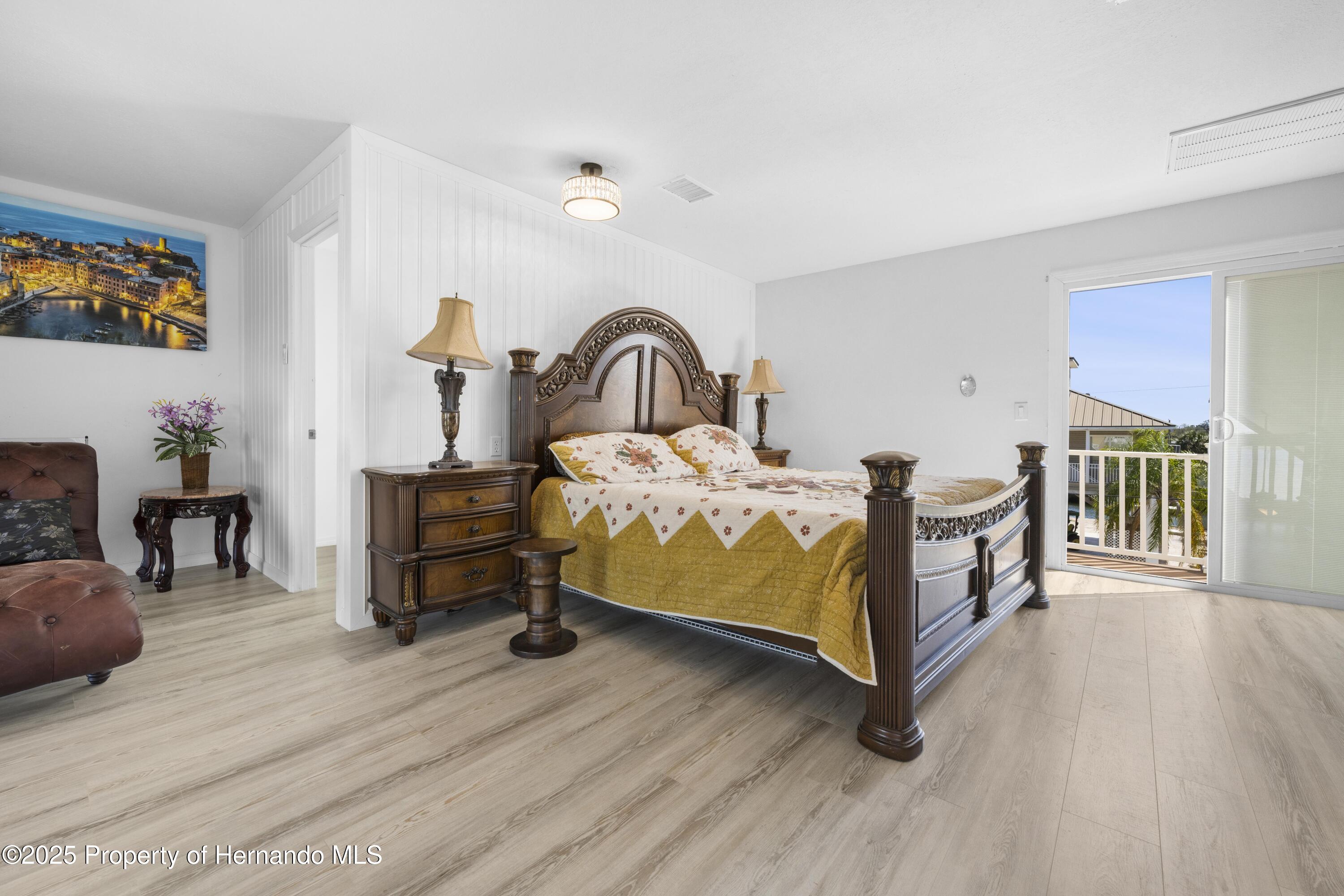 6633 Driftwood Drive, Hudson, Florida image 25
