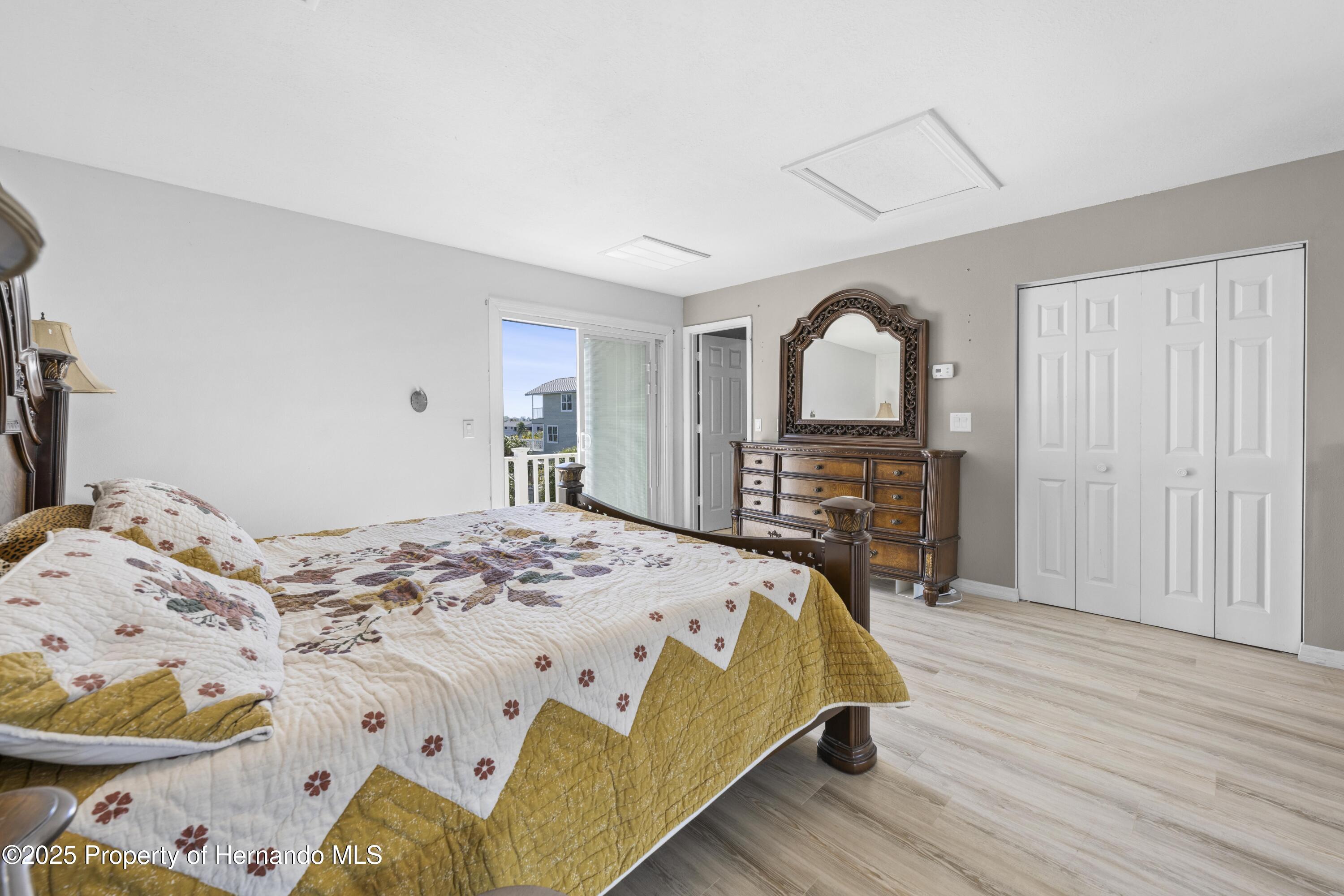 6633 Driftwood Drive, Hudson, Florida image 27