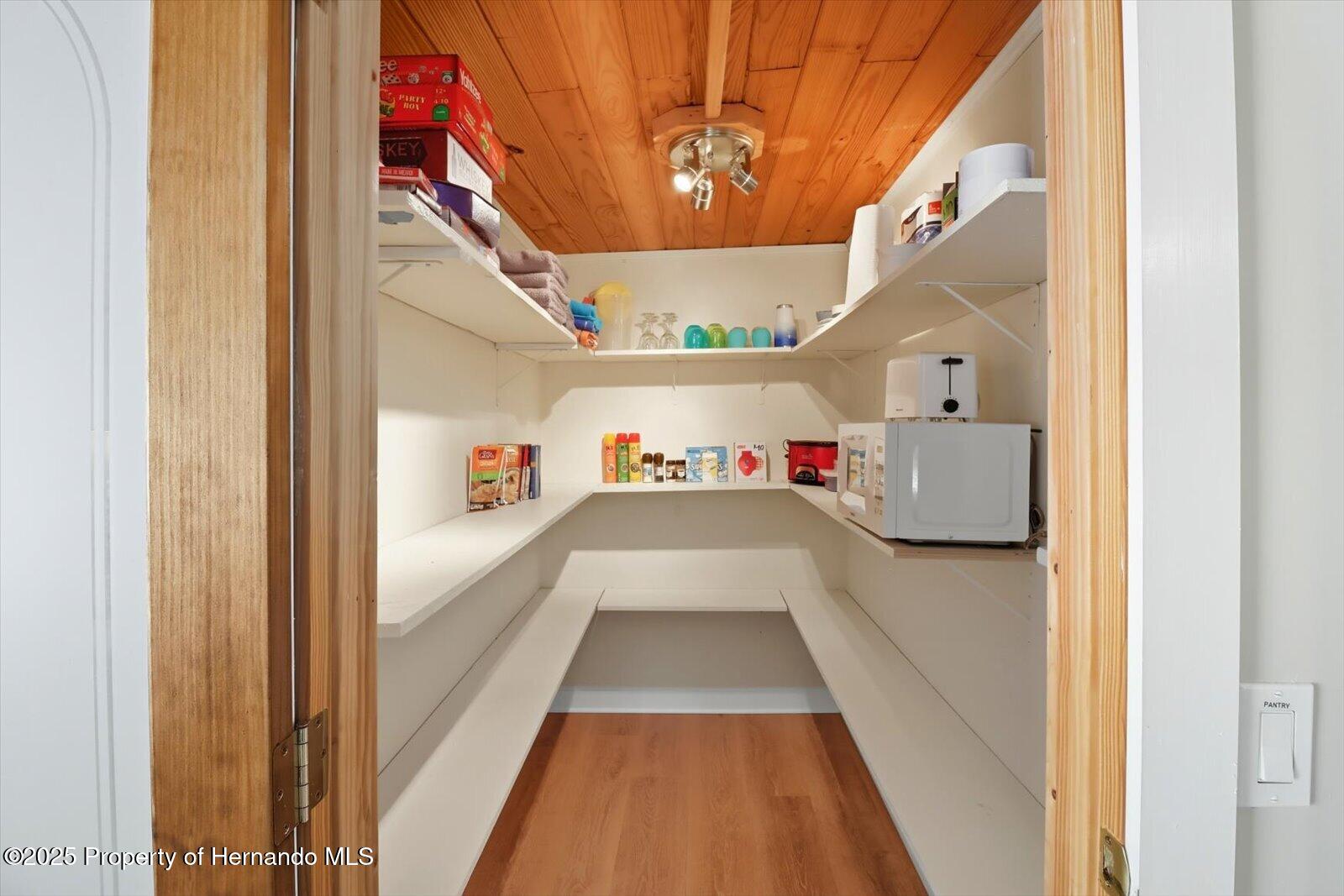 Inglis, Florida 34449, United States, 2 Bedrooms Bedrooms, ,2 BathroomsBathrooms,Residential,Active,214890