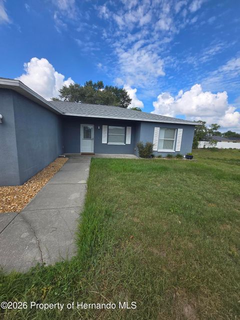 Homes For Rent - 5085 Courtland Road<br/> Spring Hill, FL 34608