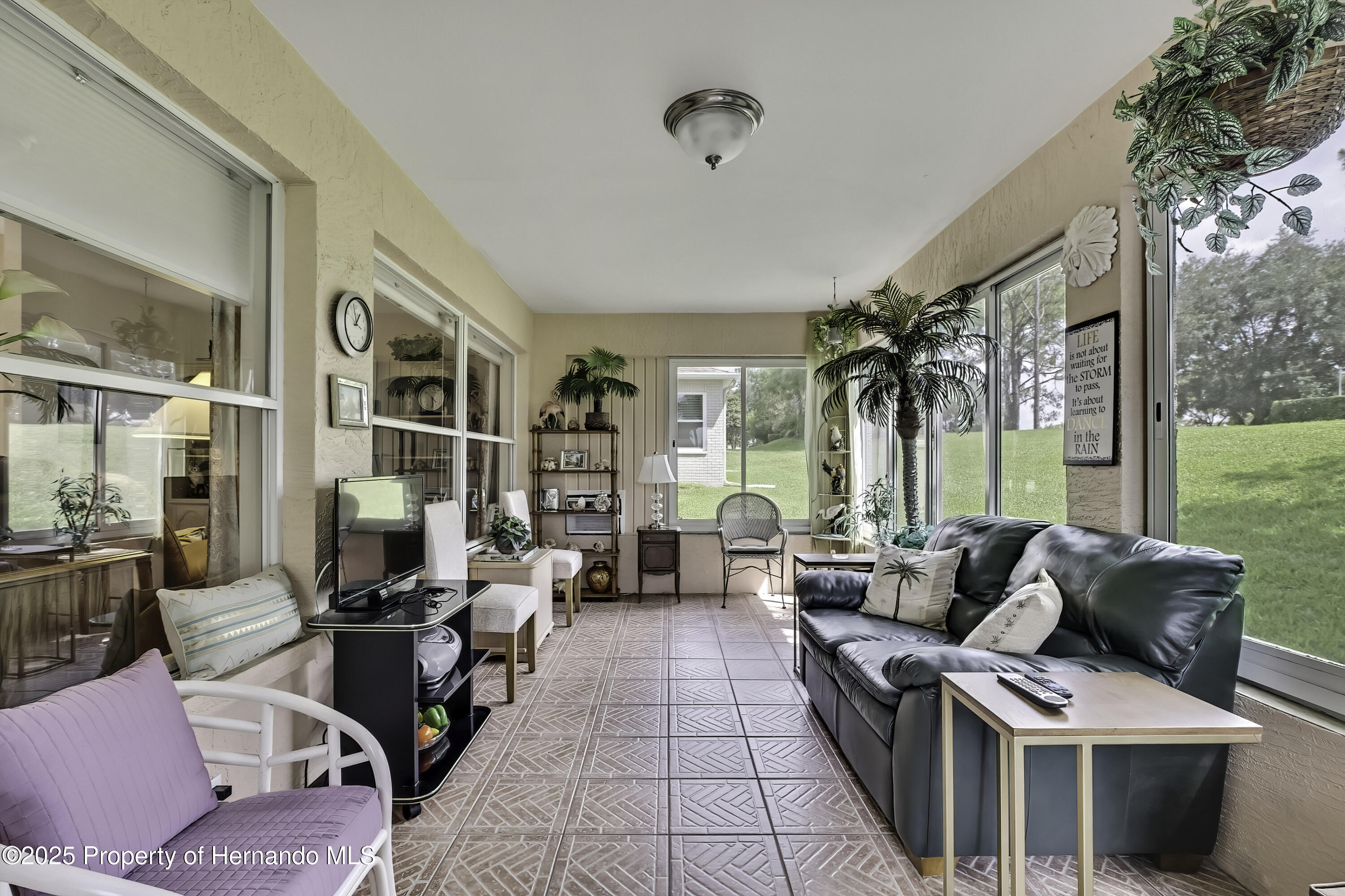 2439 Hidden Trail Drive, Spring Hill, Florida image 32