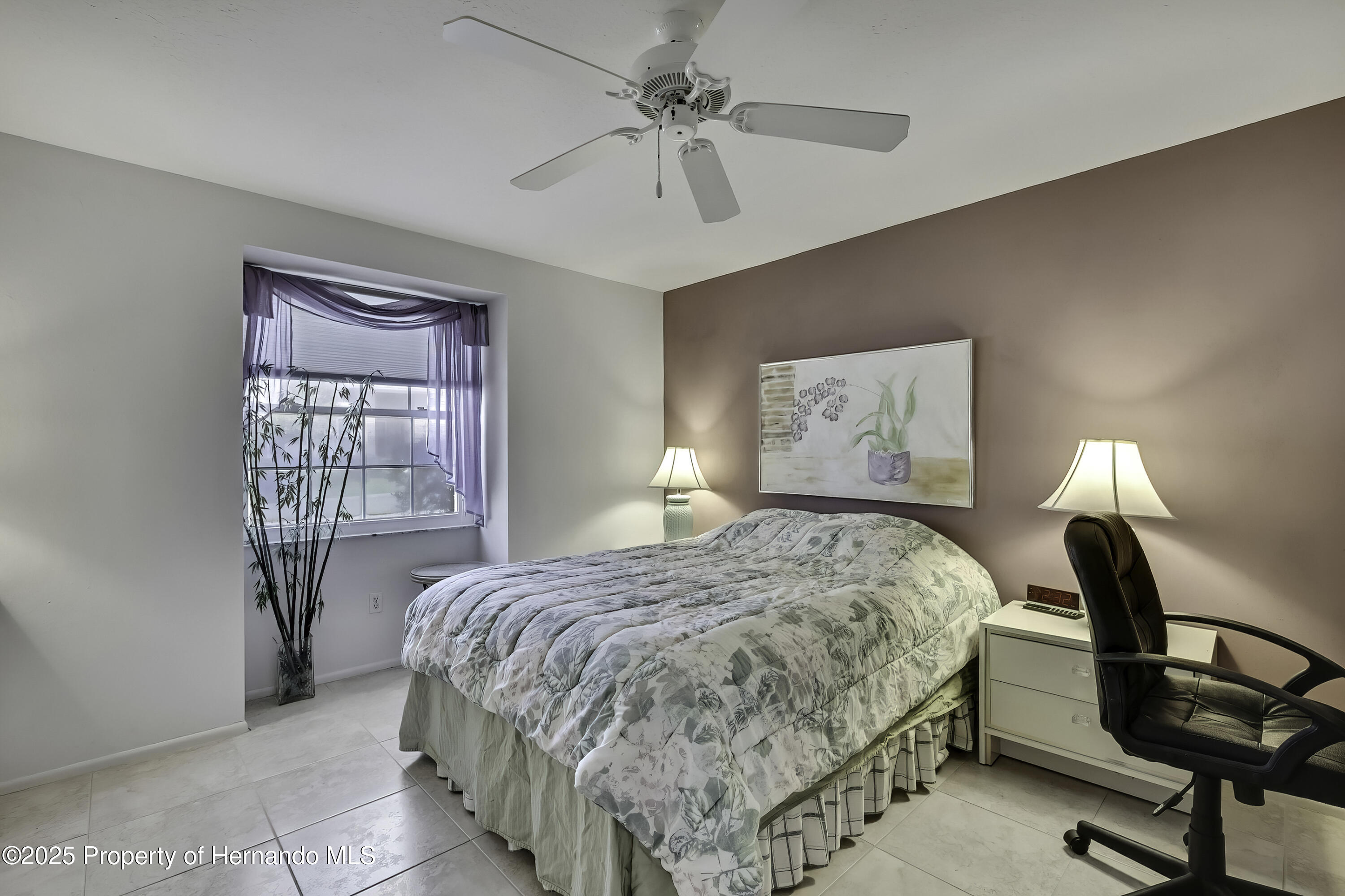 2439 Hidden Trail Drive, Spring Hill, Florida image 27