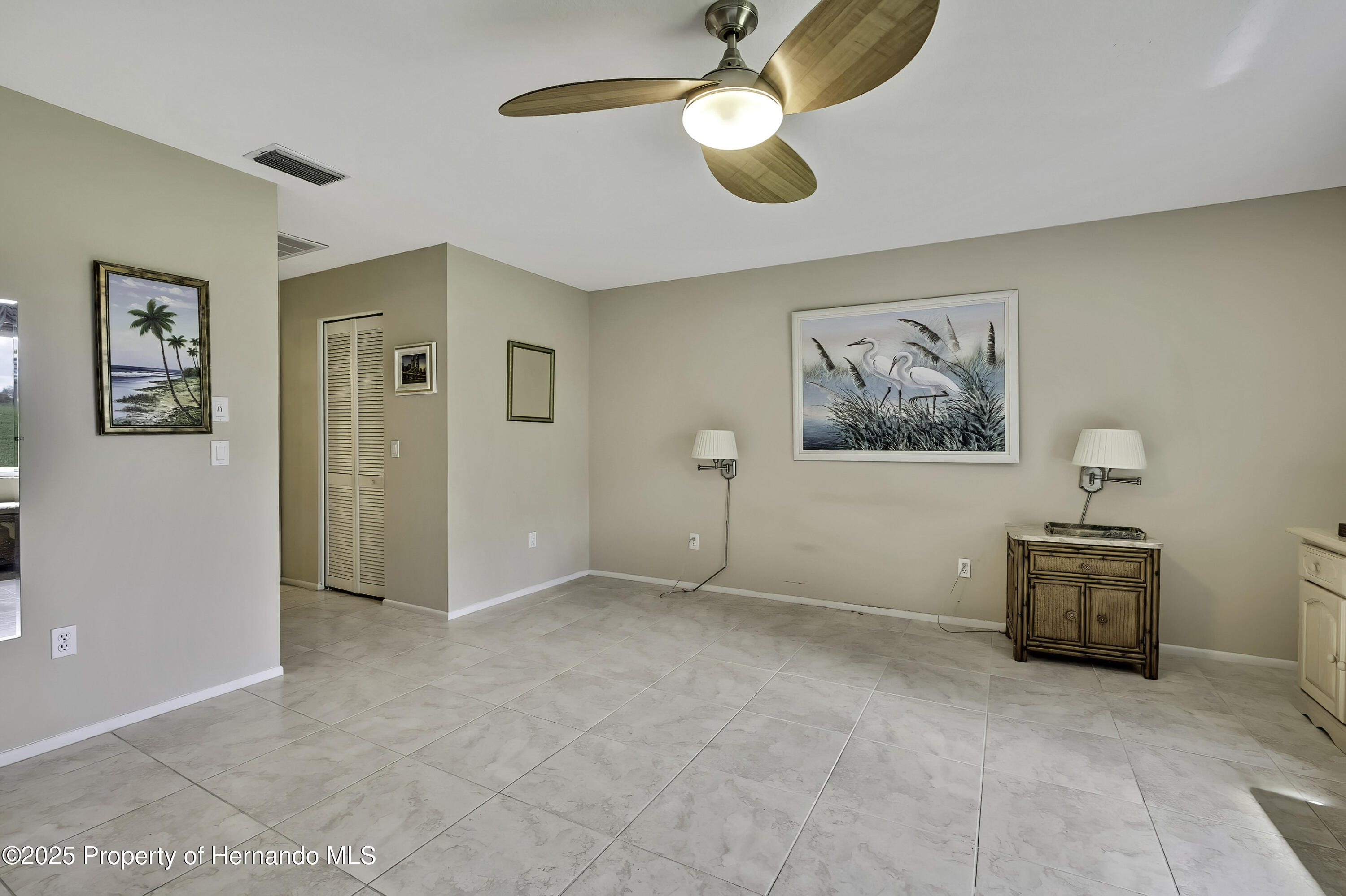 2439 Hidden Trail Drive, Spring Hill, Florida image 23