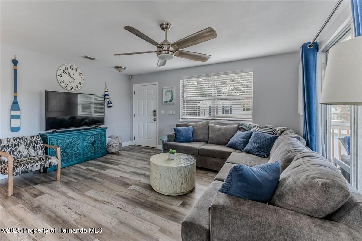 6183 Waverly Road, Weeki Wachee, Florida image 24