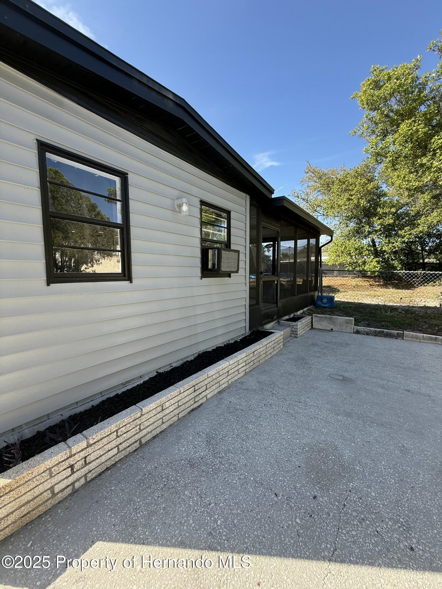 6339 Holiday Drive, Spring Hill, Florida image 21