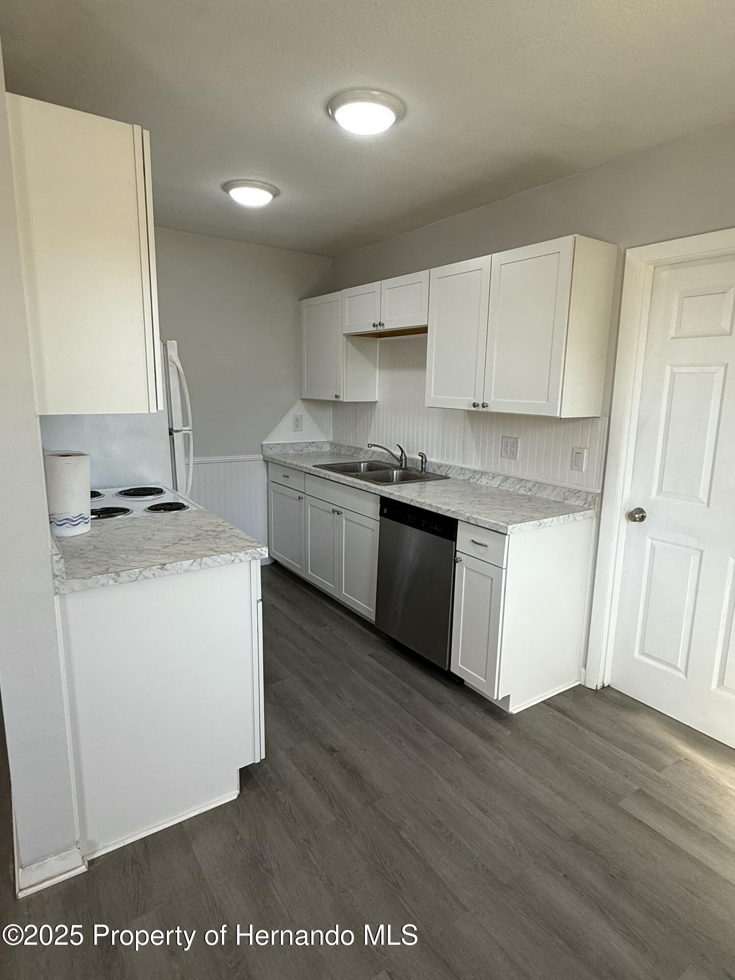 6339 Holiday Drive, Spring Hill, Florida image 12