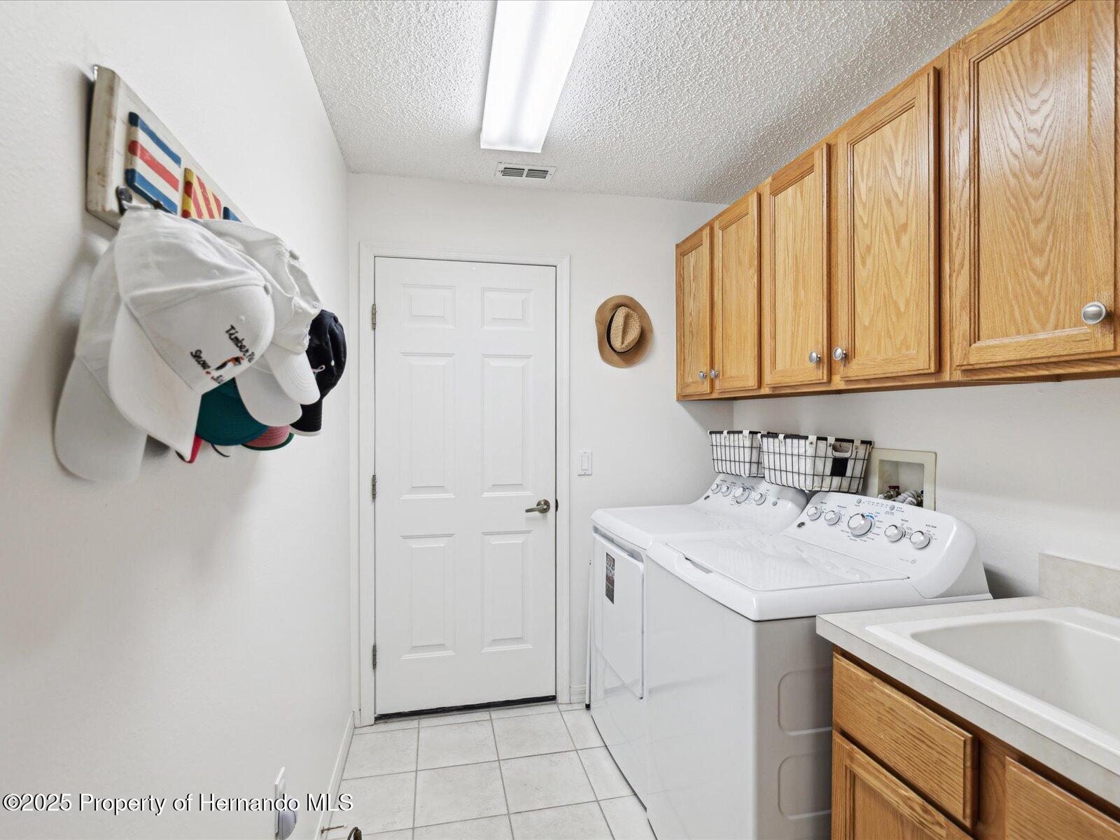 8013 Summerbreeze Terrace, Spring Hill, Florida image 36