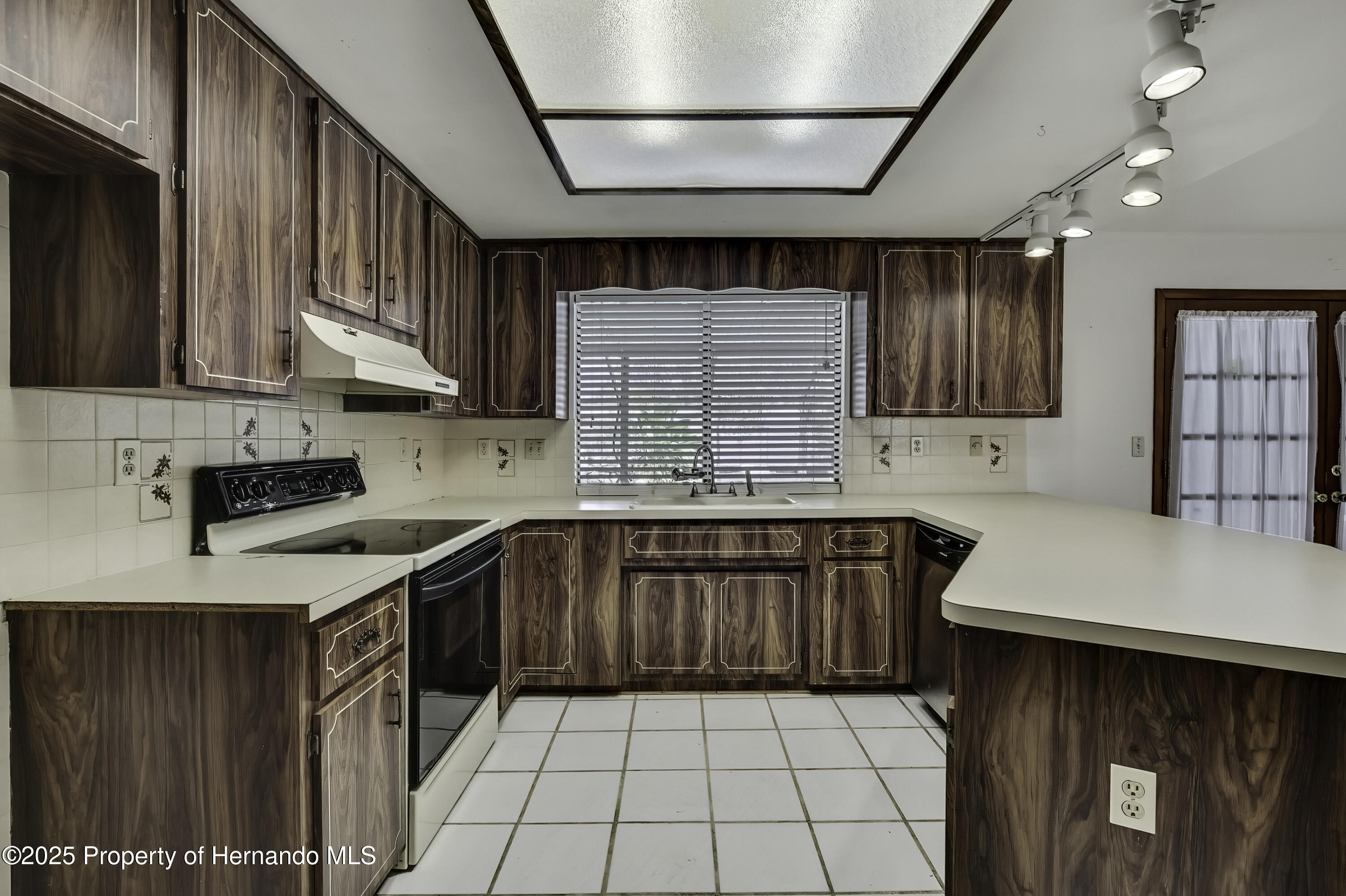 15035 Woodbury Road, Brooksville, Florida image 14