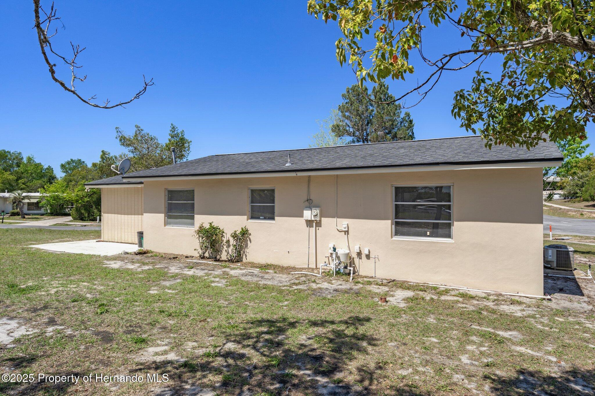 520 Copperfield Road, Spring Hill, Florida image 39