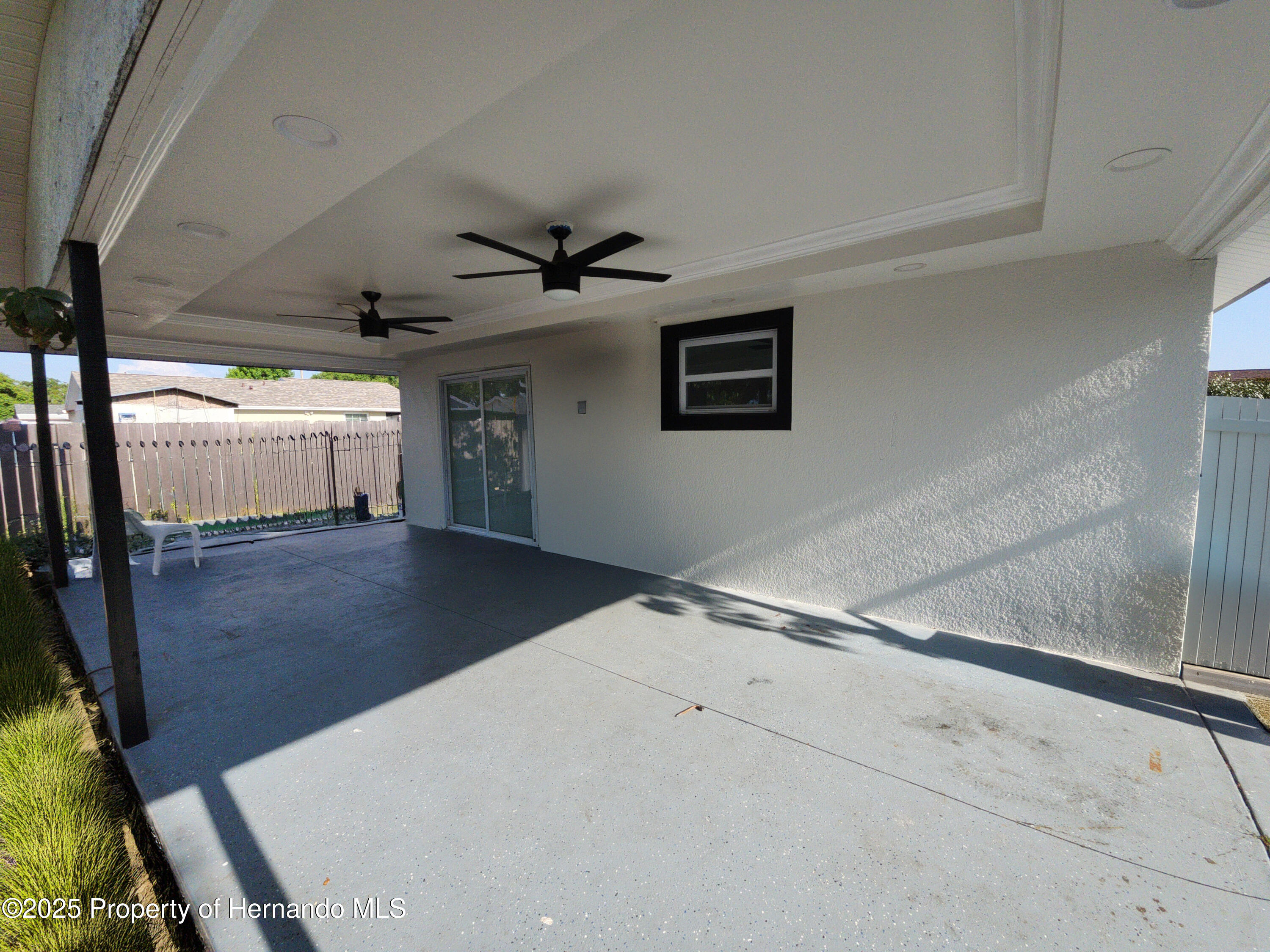 10101 Moores Mill Court, Tampa, Florida image 7