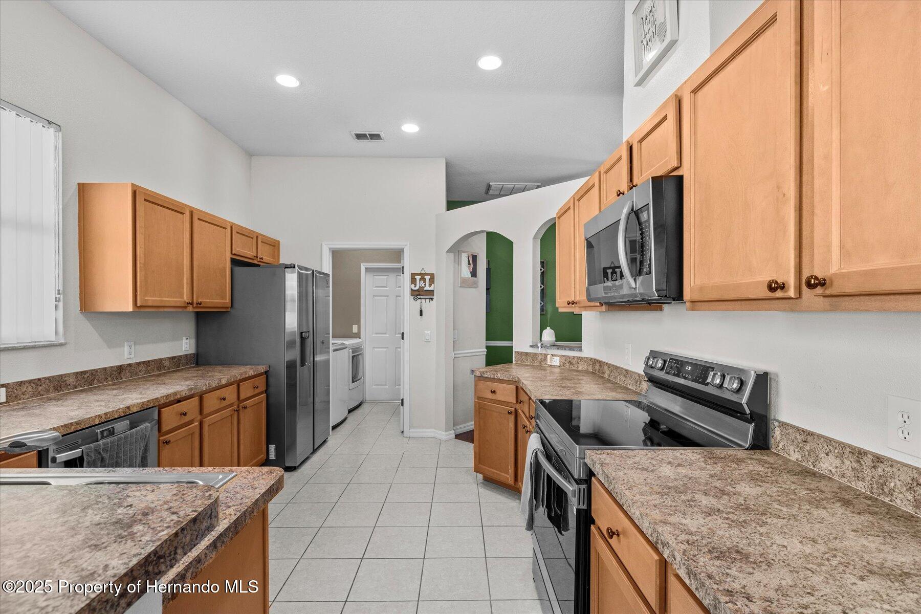 2309 Cross Tee Court, Brooksville, Florida image 16