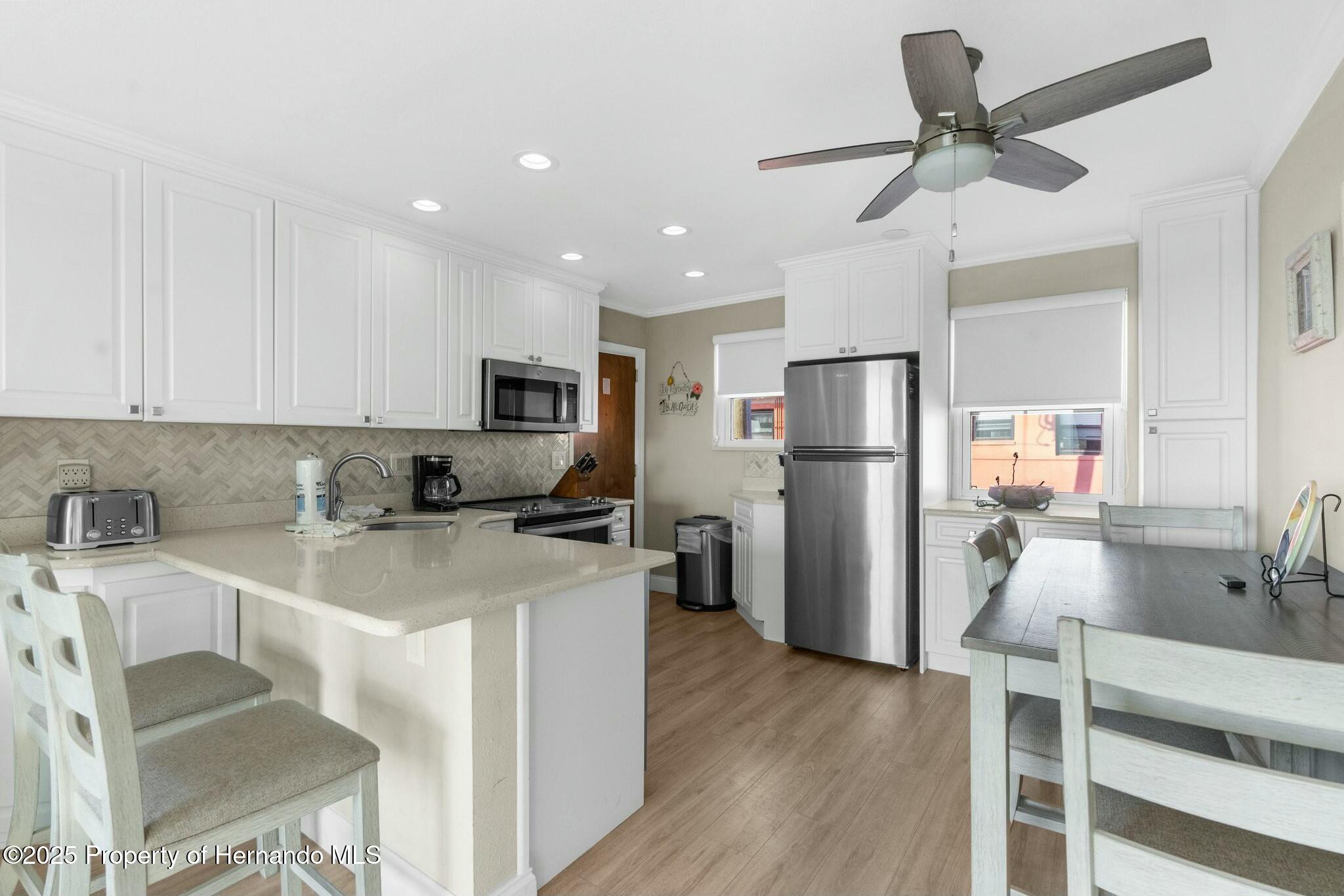 6800 Sunset Way #1006, Saint Petersburg, Florida image 6