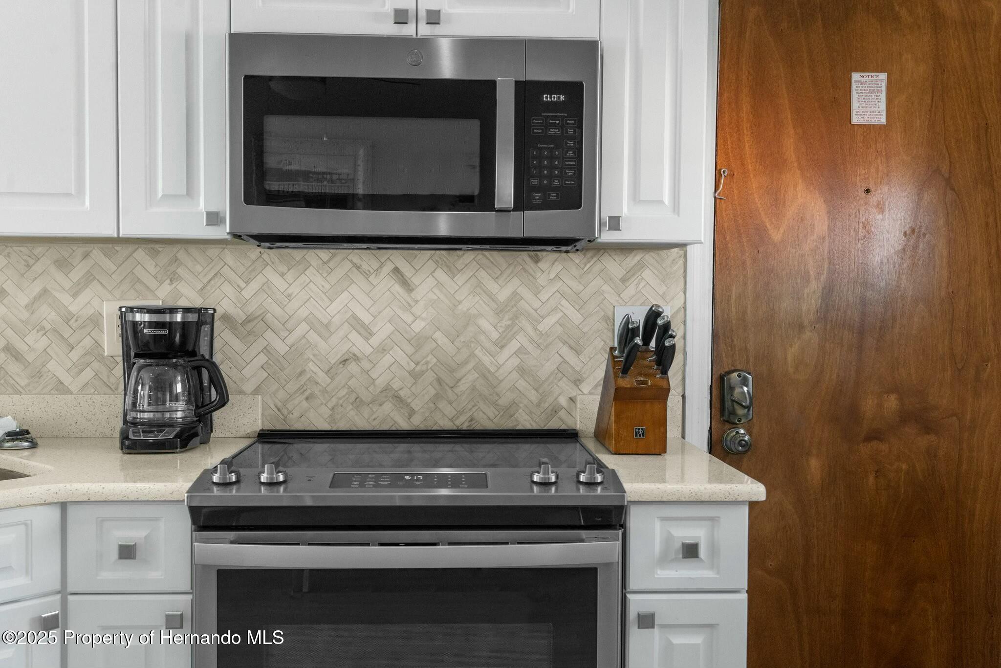 6800 Sunset Way #1006, Saint Petersburg, Florida image 10